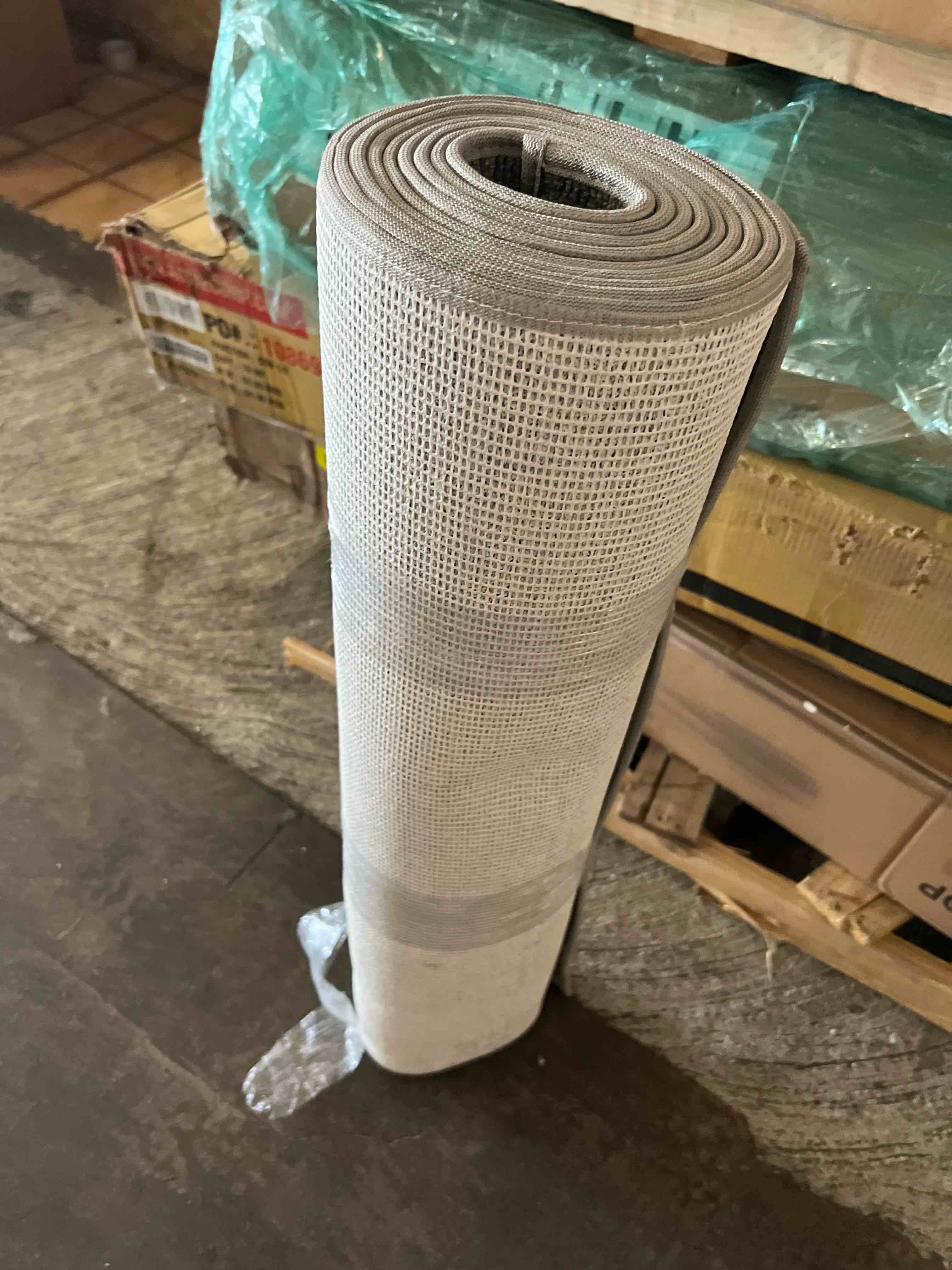 https://s3.amazonaws.com/lotting-images-prod/phillipi/BLU4401417_1752604432486.jpeg
