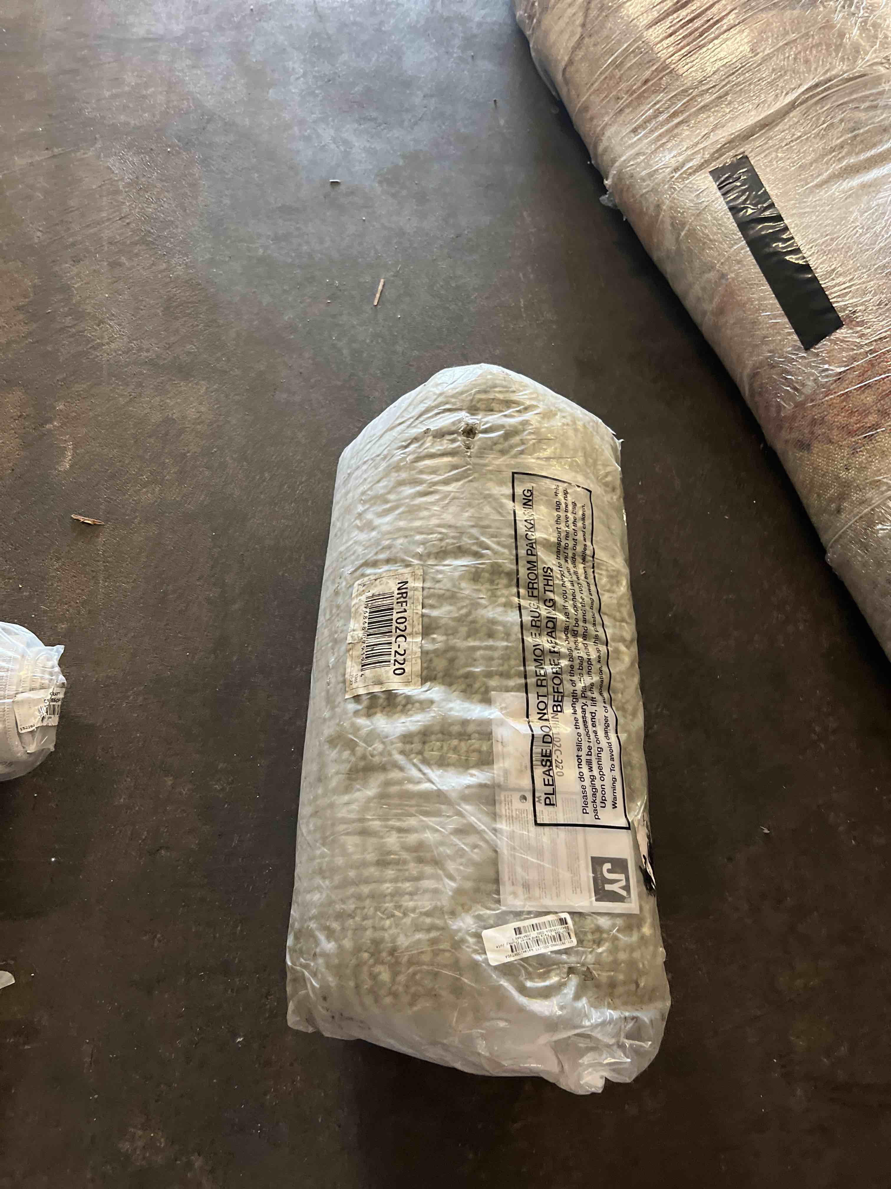 https://s3.amazonaws.com/lotting-images-prod/phillipi/BLU4401437_1752608450695.jpeg