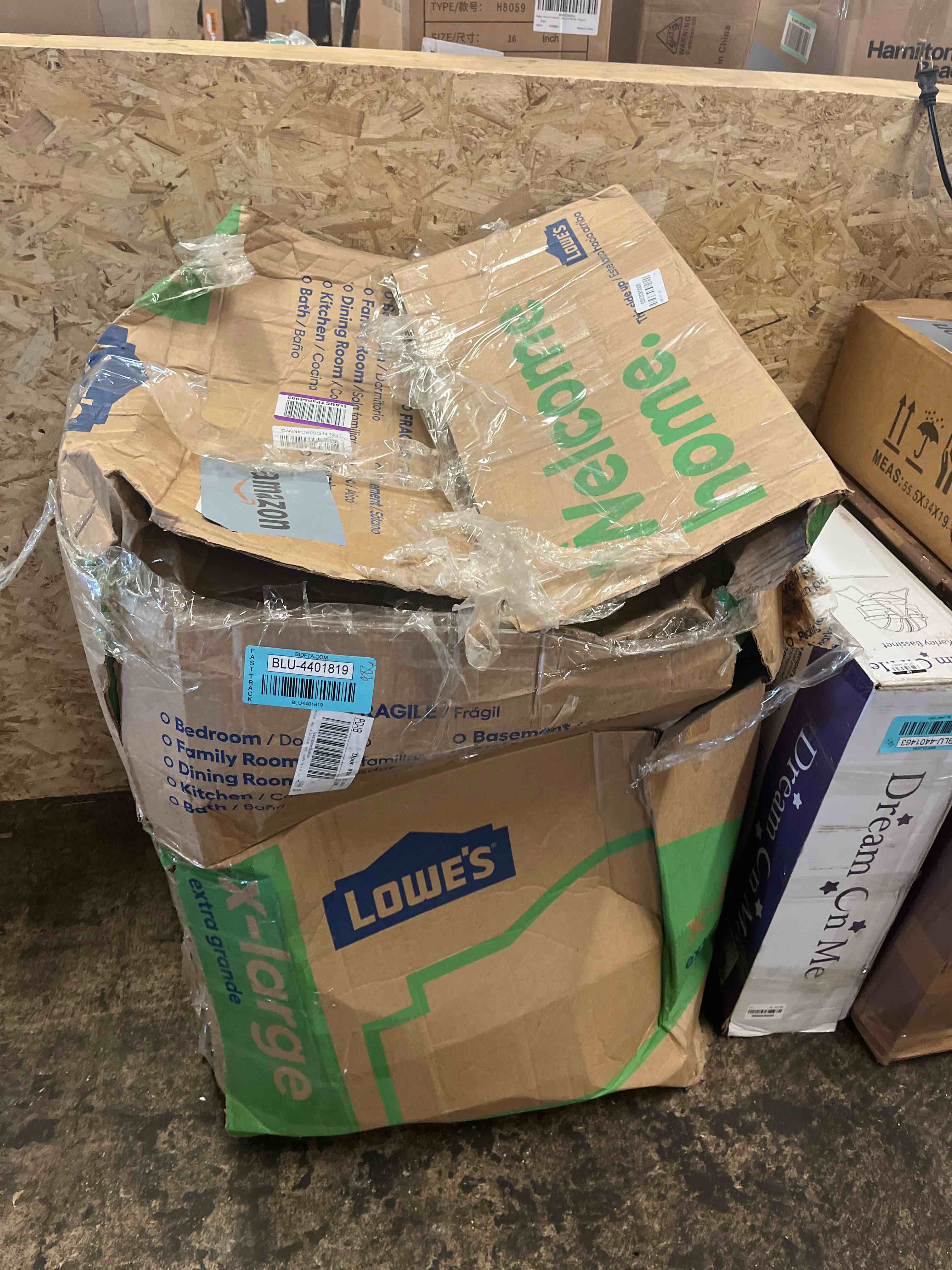 https://s3.amazonaws.com/lotting-images-prod/phillipi/BLU4401819_1751550690467.jpeg