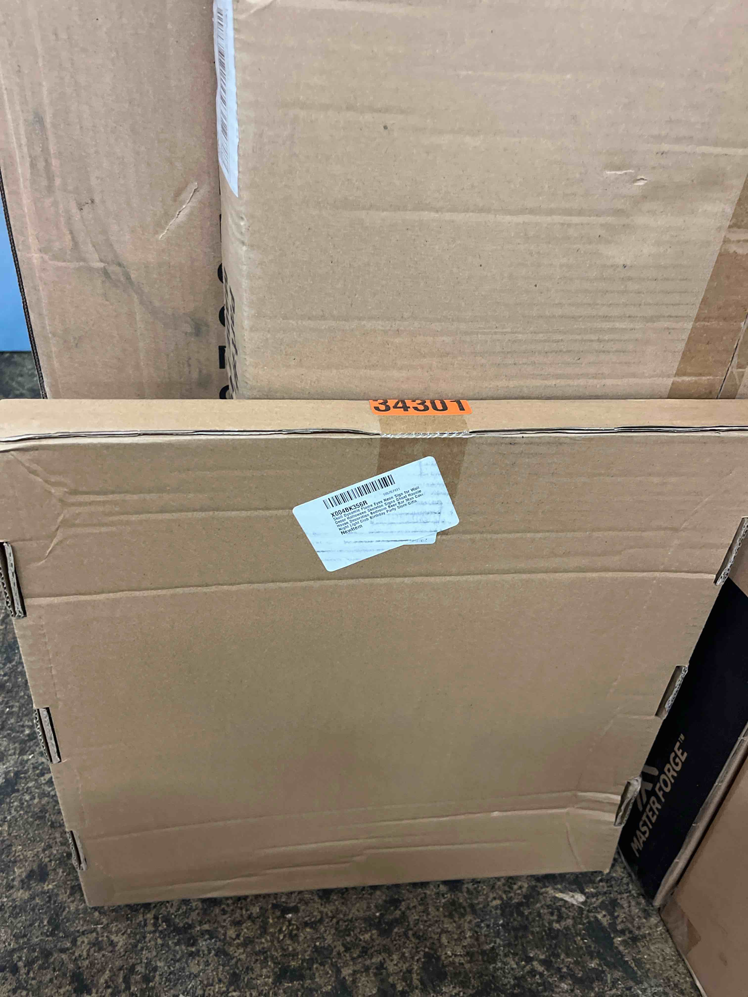 https://s3.amazonaws.com/lotting-images-prod/phillipi/BLU4401832_1751556983146.jpeg