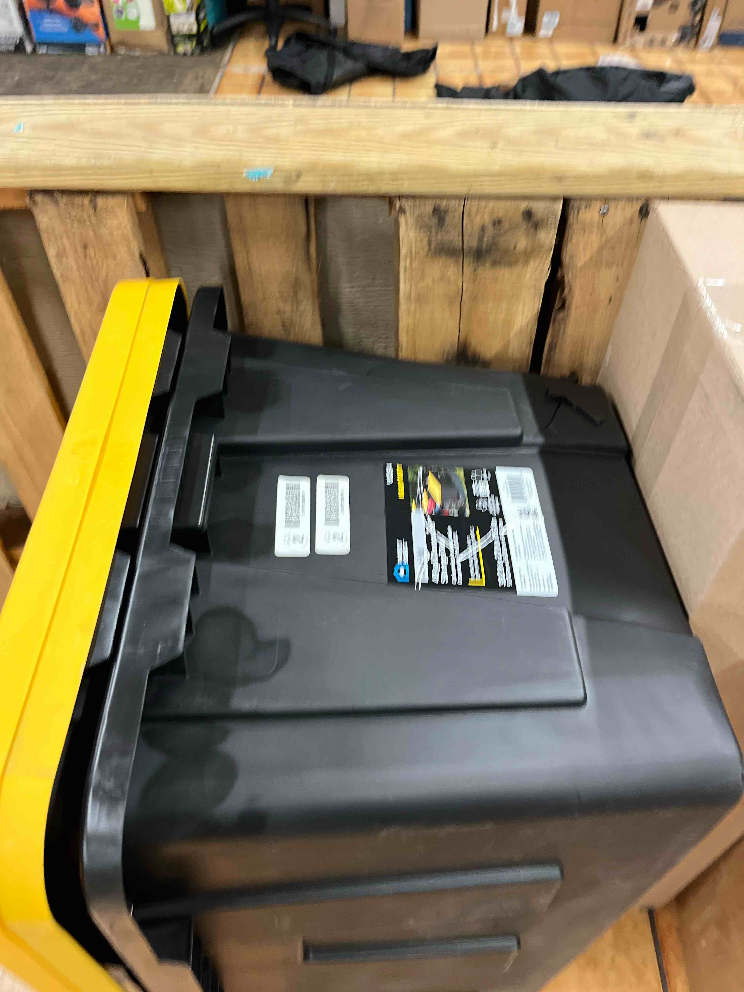 https://s3.amazonaws.com/lotting-images-prod/phillipi/BLU4401851_1751559249443.jpeg