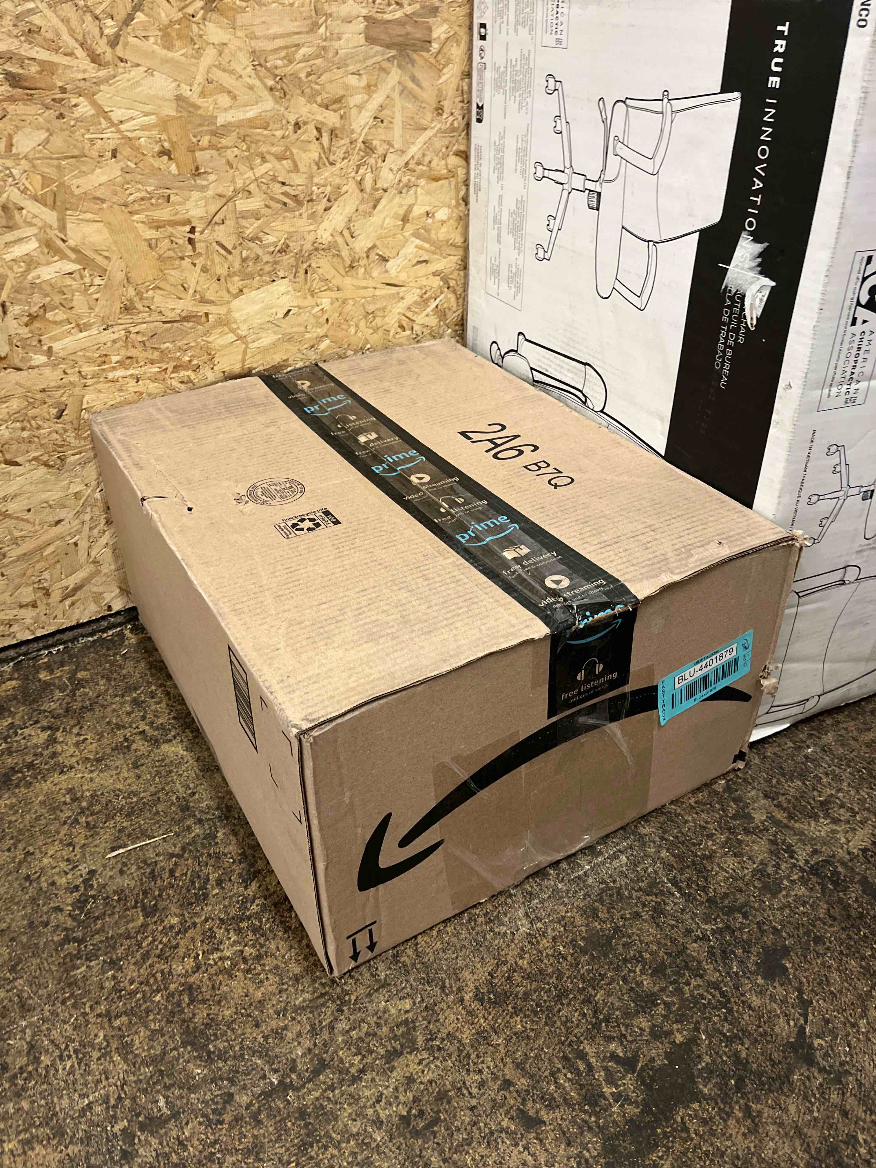 https://s3.amazonaws.com/lotting-images-prod/phillipi/BLU4401879_1751639984578.jpeg