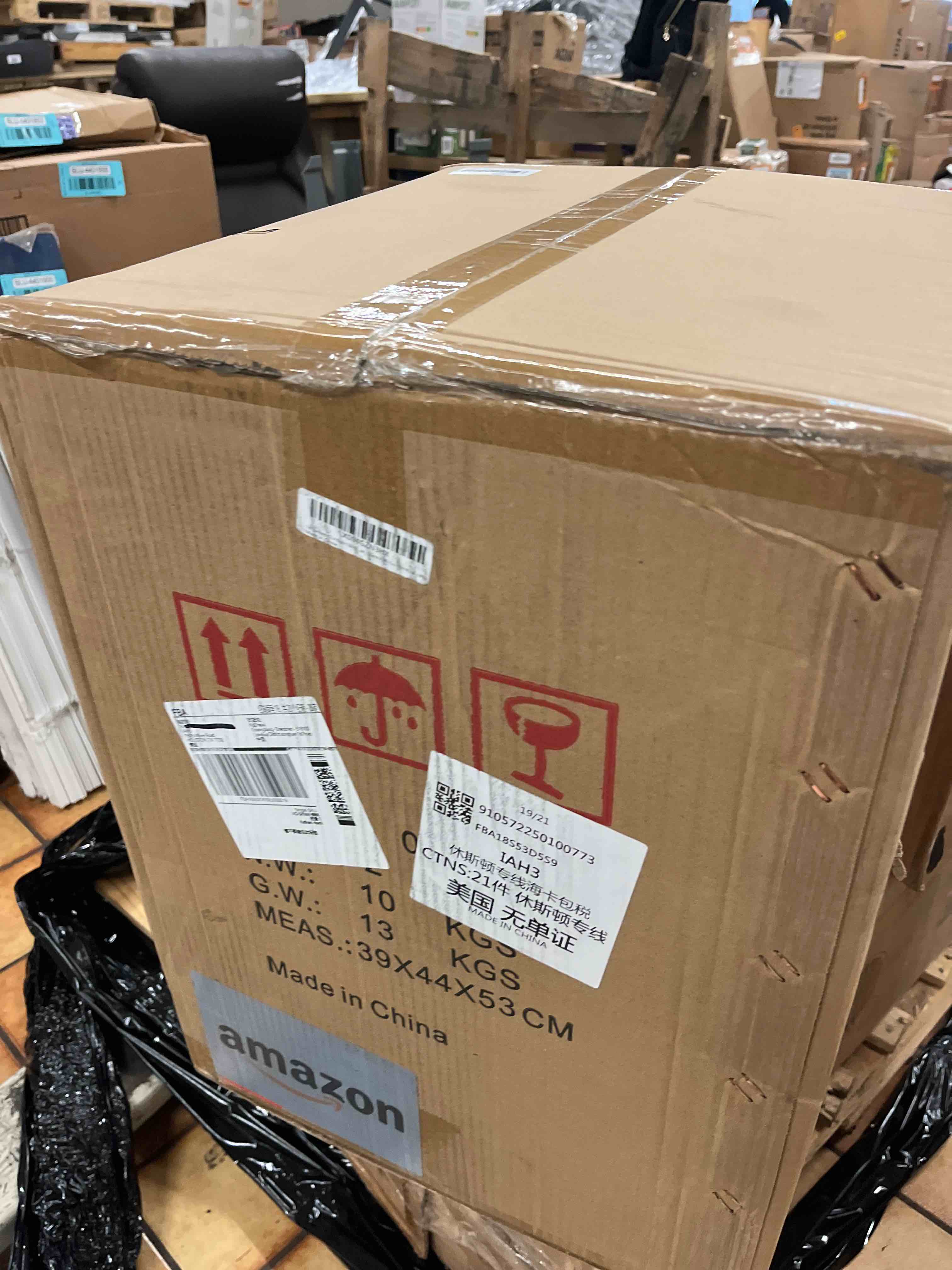 https://s3.amazonaws.com/lotting-images-prod/phillipi/BLU4401982_1751579692447.jpeg