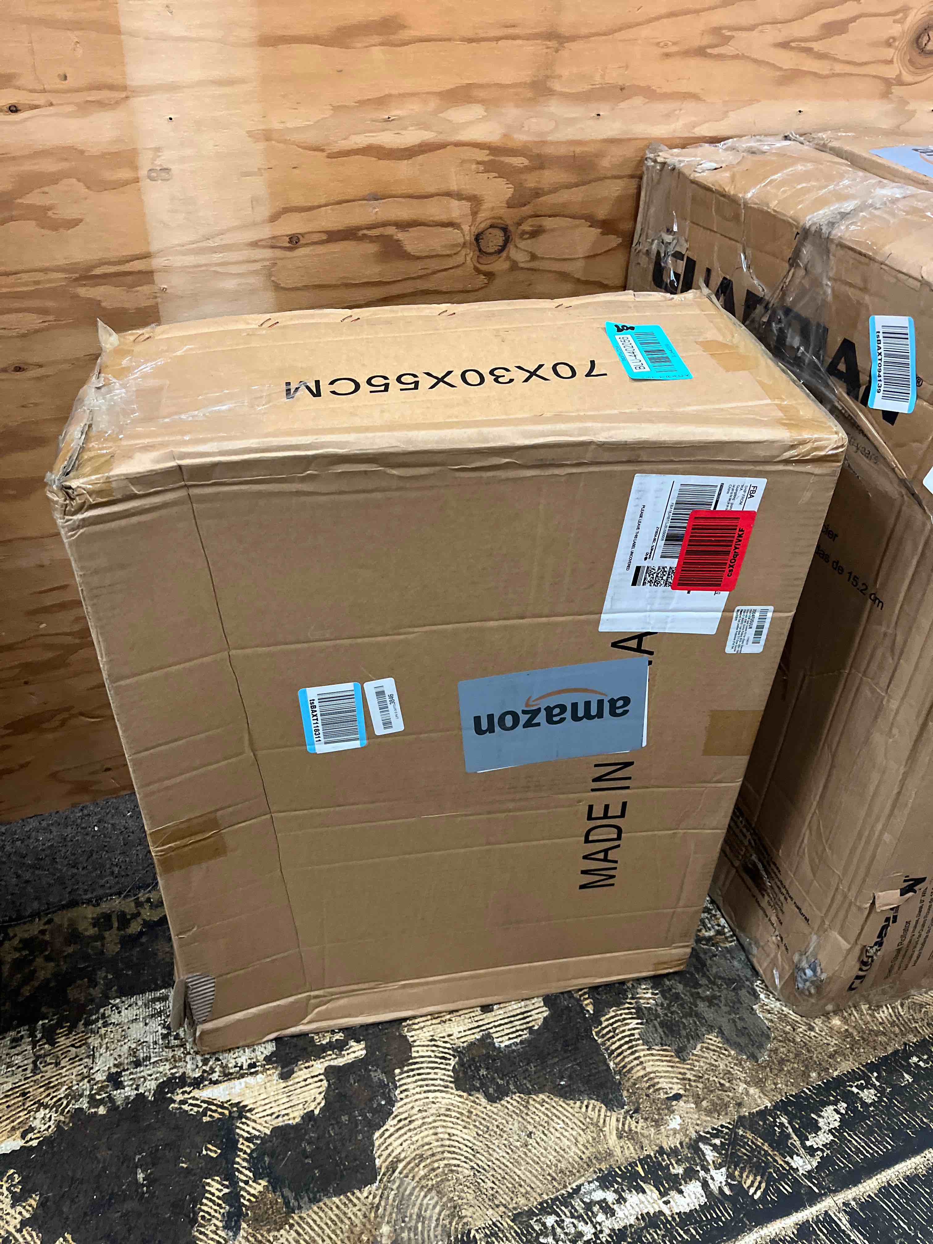 https://s3.amazonaws.com/lotting-images-prod/phillipi/BLU4402056_1751910478312.jpeg