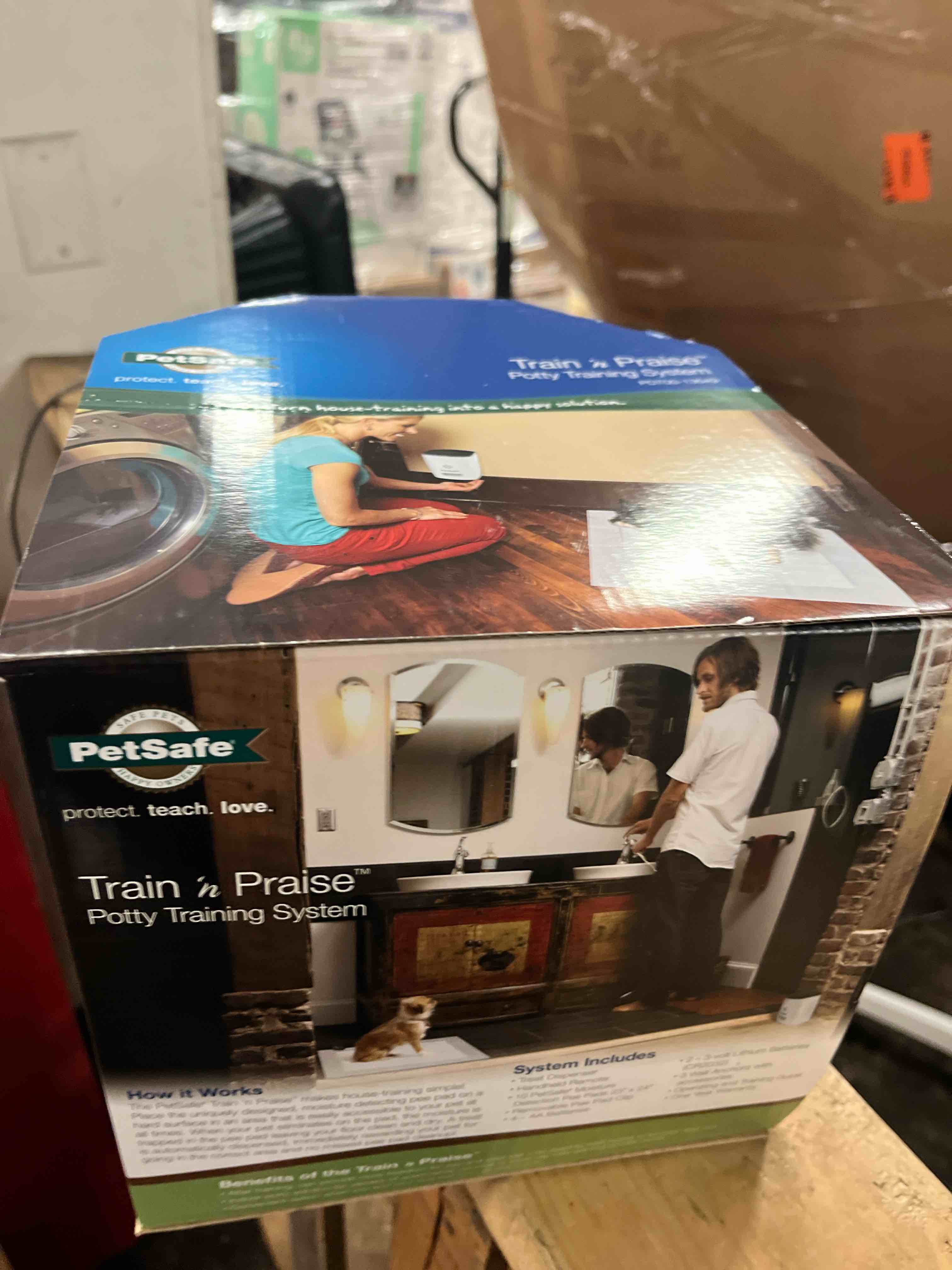 https://s3.amazonaws.com/lotting-images-prod/phillipi/BLU4402276_1751931719458.jpeg