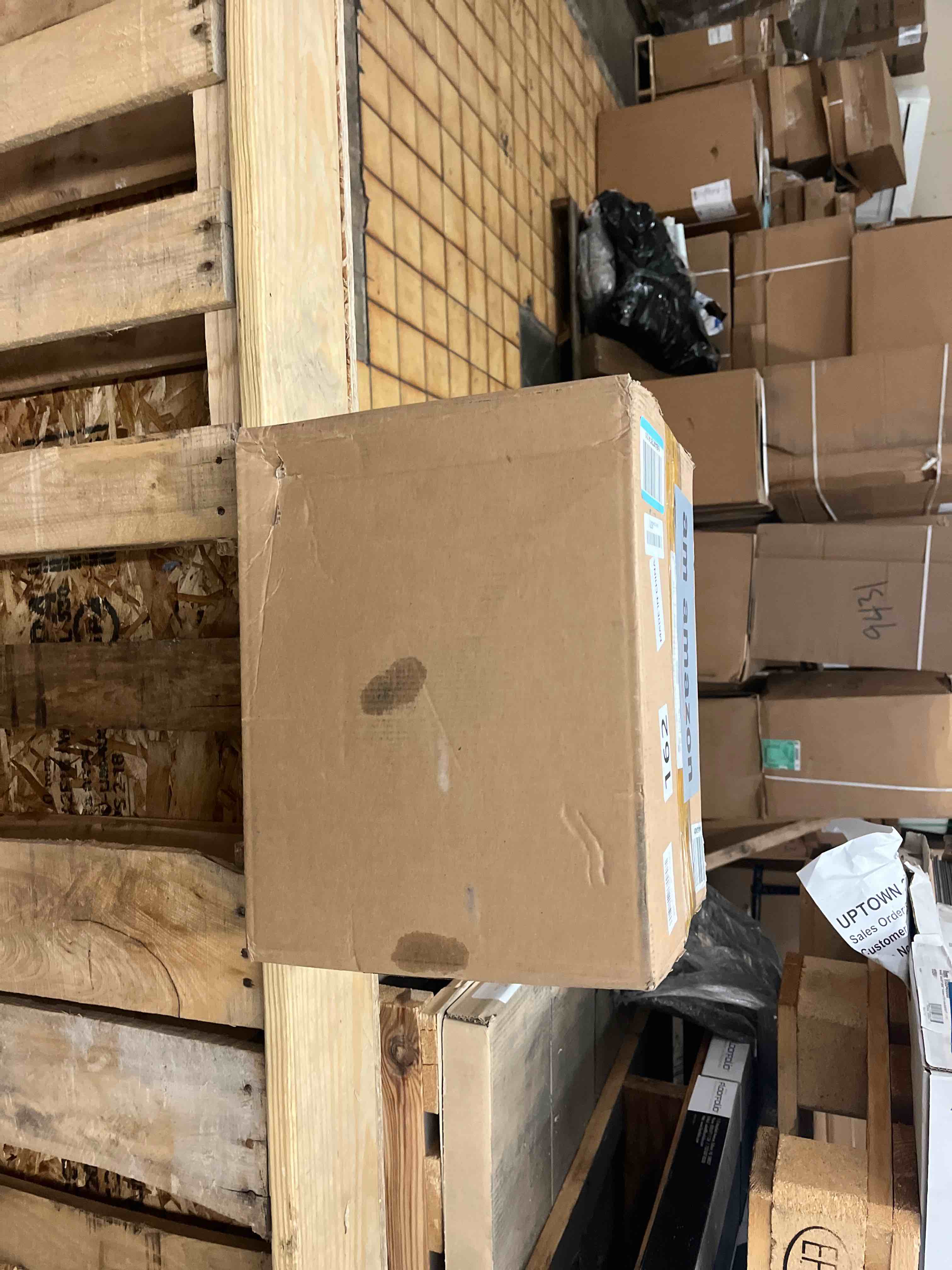 https://s3.amazonaws.com/lotting-images-prod/phillipi/BLU4402316_1752621155764.jpeg