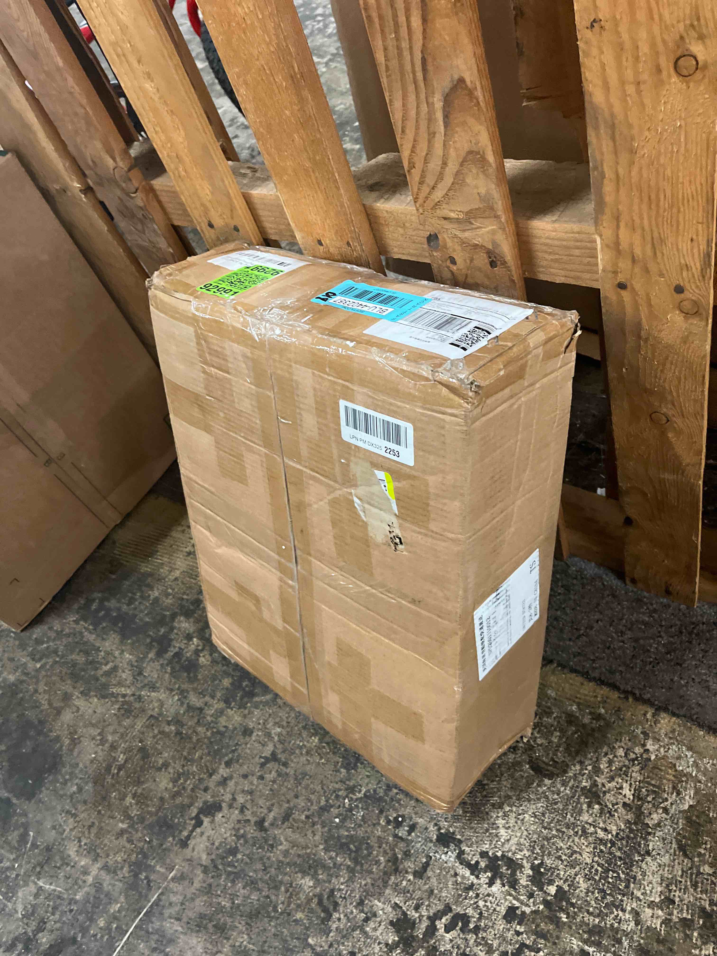 https://s3.amazonaws.com/lotting-images-prod/phillipi/BLU4402357_1752025030571.jpeg