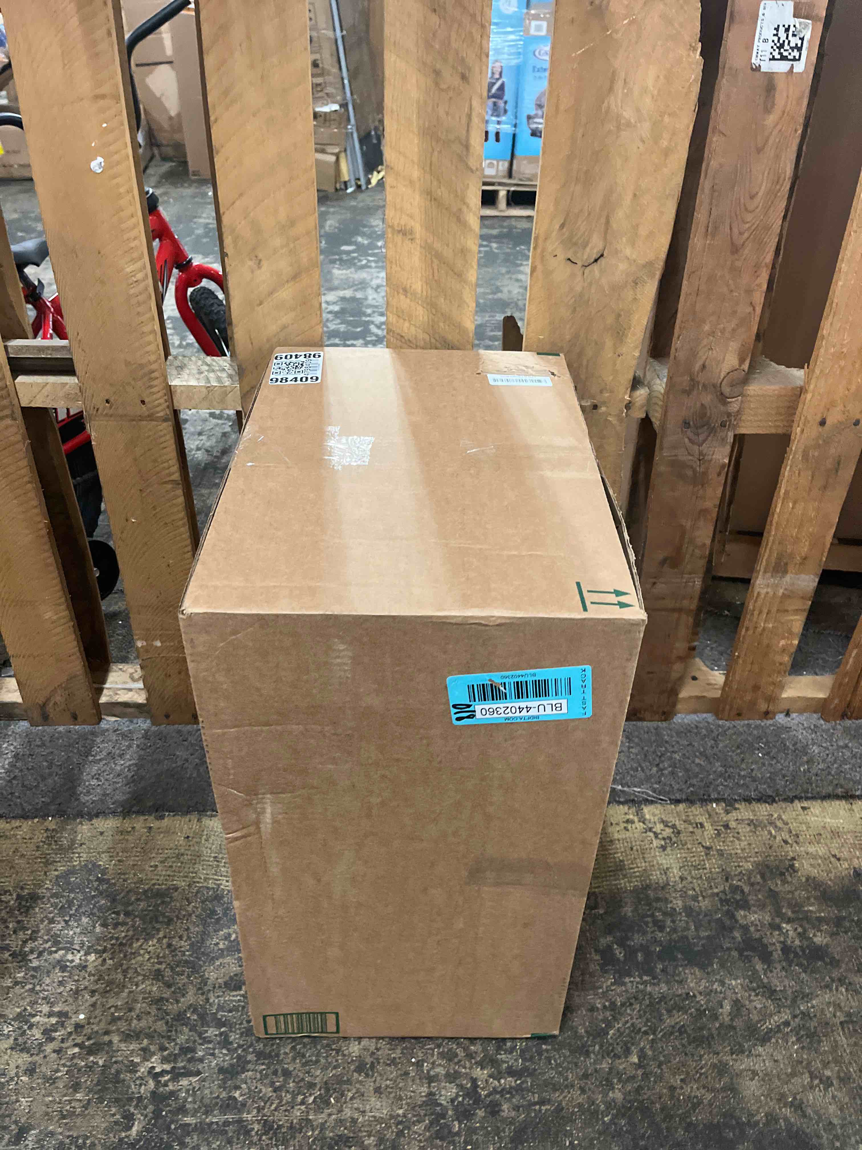 https://s3.amazonaws.com/lotting-images-prod/phillipi/BLU4402360_1752024722072.jpeg