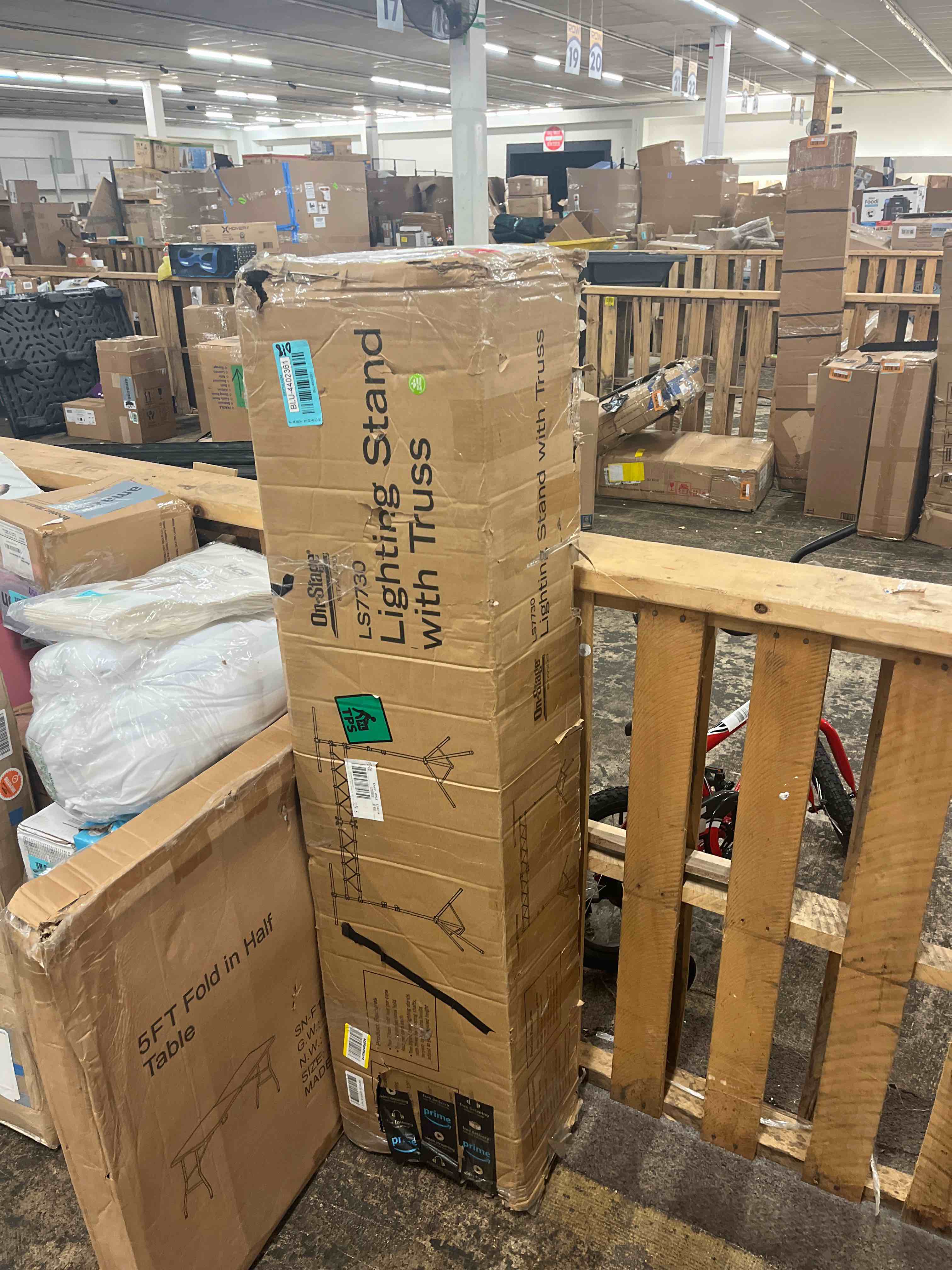 https://s3.amazonaws.com/lotting-images-prod/phillipi/BLU4402361_1752024279836.jpeg