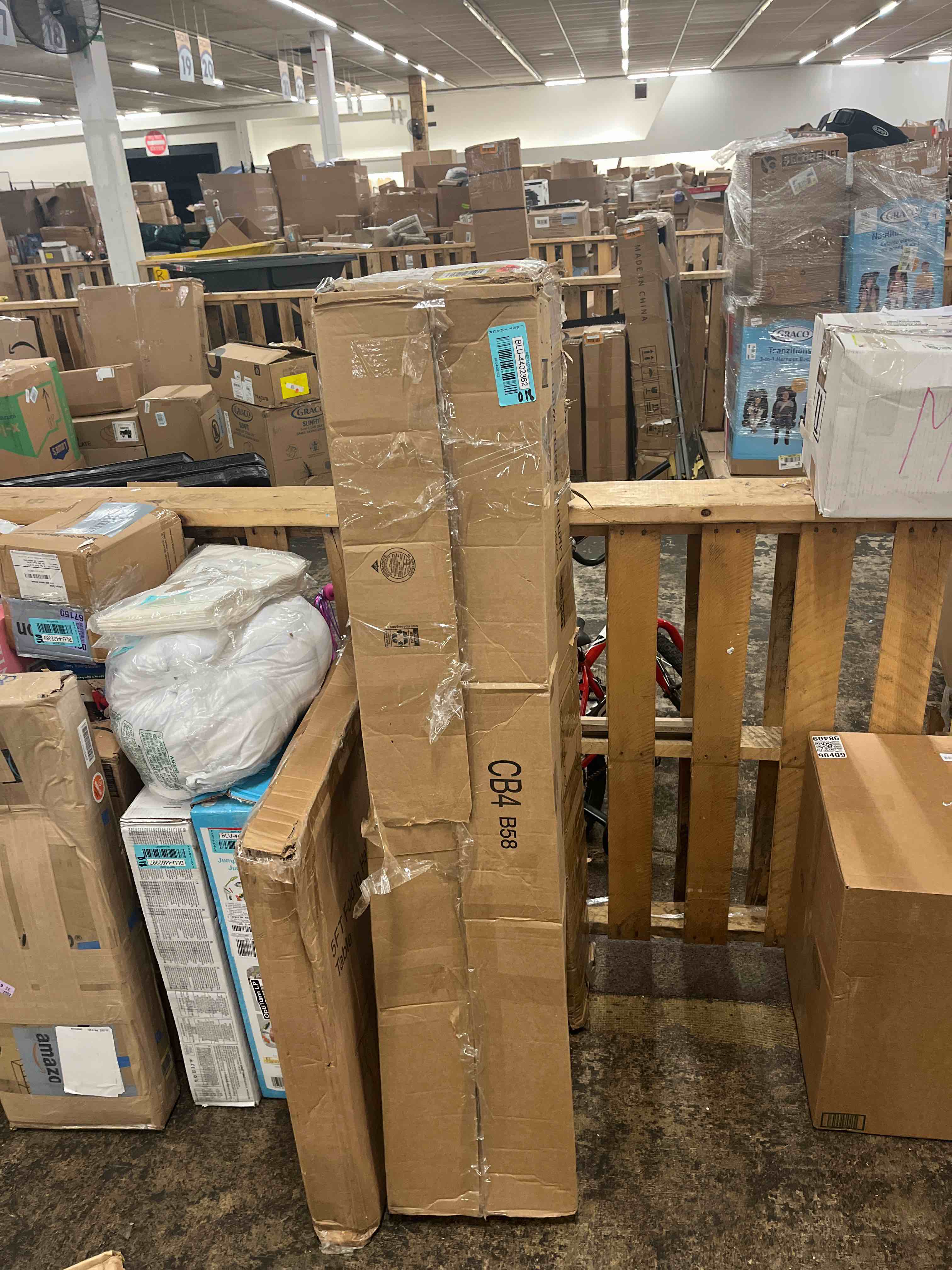https://s3.amazonaws.com/lotting-images-prod/phillipi/BLU4402362_1752024564762.jpeg