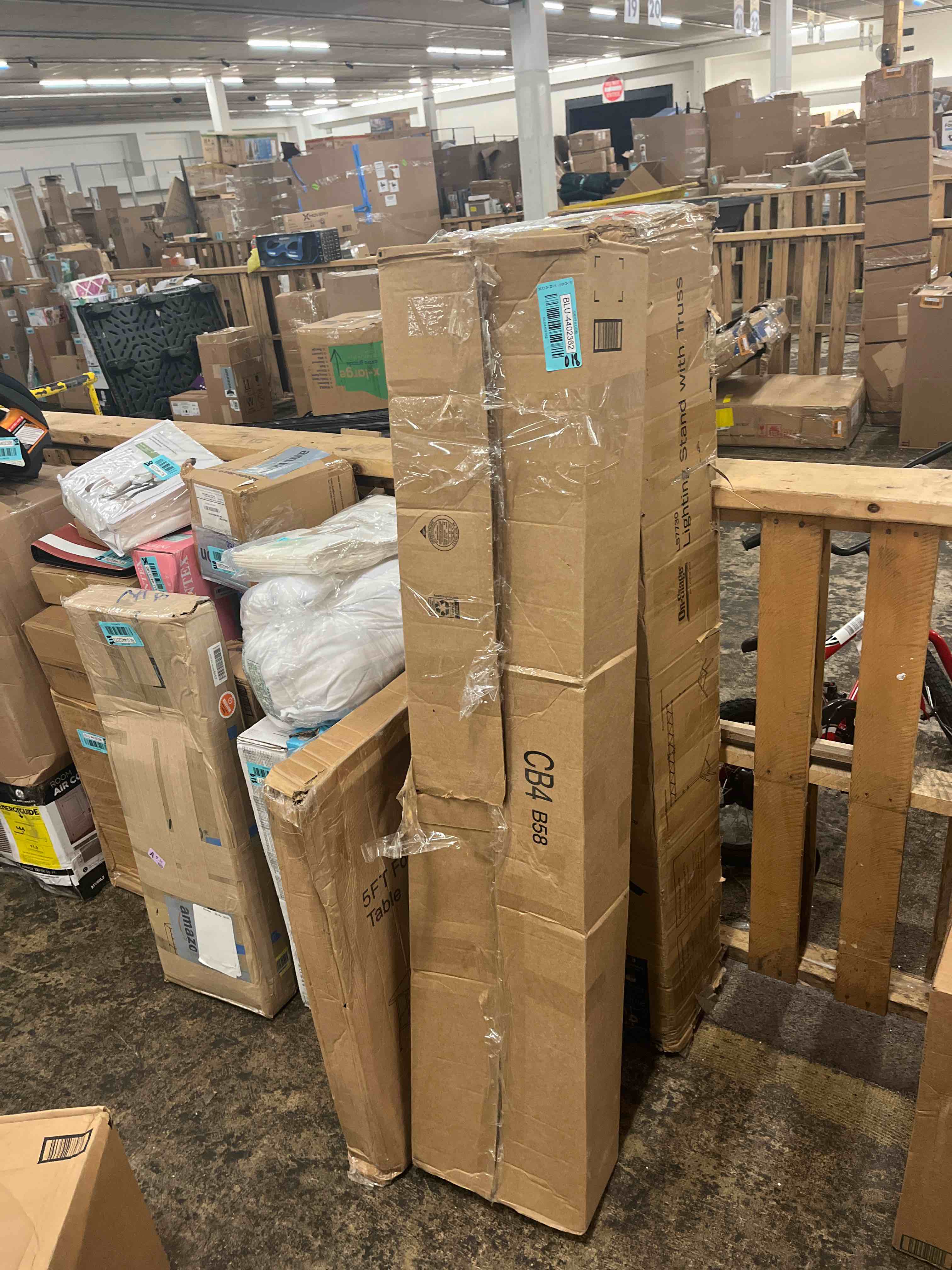 https://s3.amazonaws.com/lotting-images-prod/phillipi/BLU4402362_1752024566768.jpeg