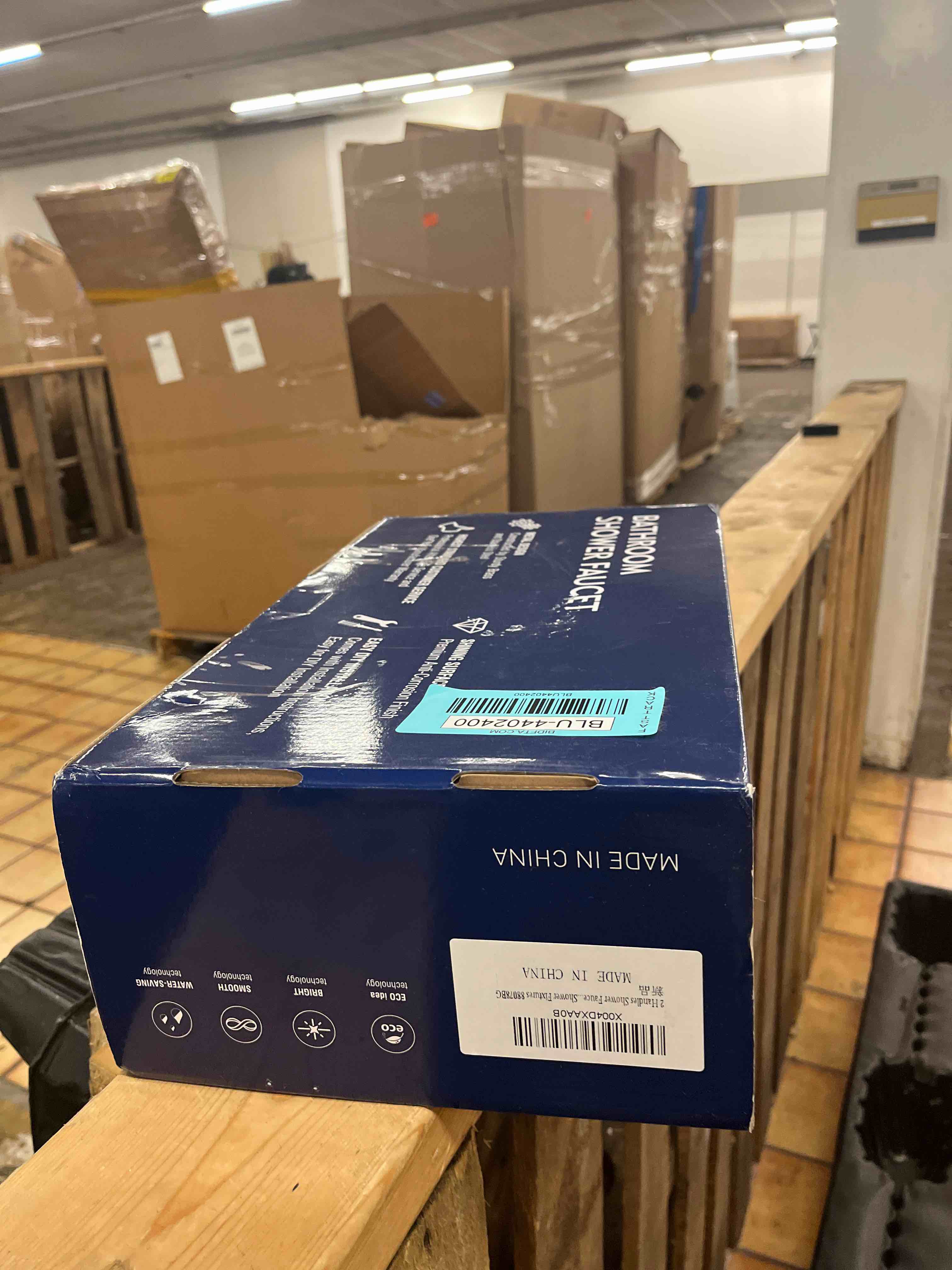 https://s3.amazonaws.com/lotting-images-prod/phillipi/BLU4402400_1752027782551.jpeg
