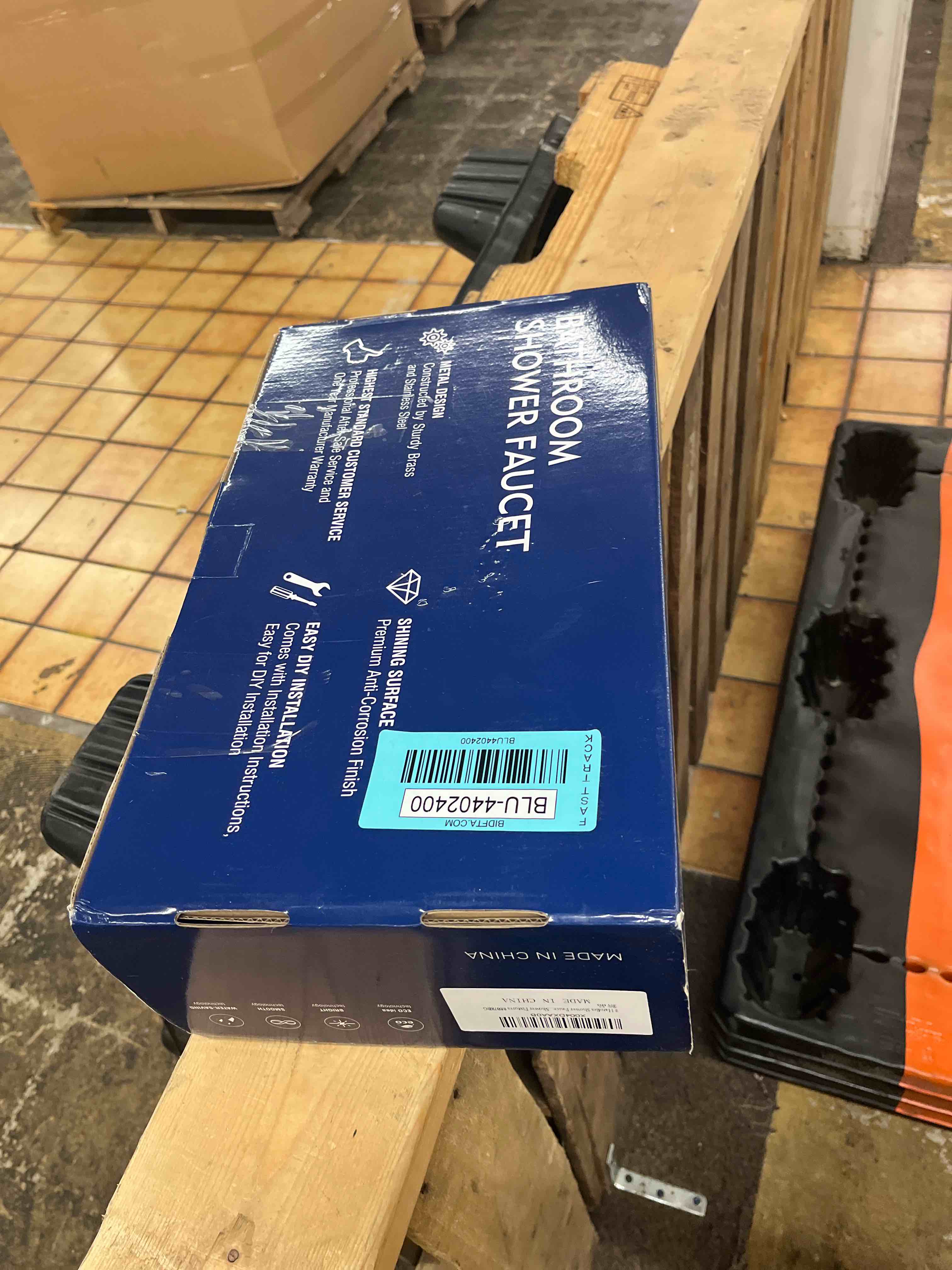 https://s3.amazonaws.com/lotting-images-prod/phillipi/BLU4402400_1752027783978.jpeg