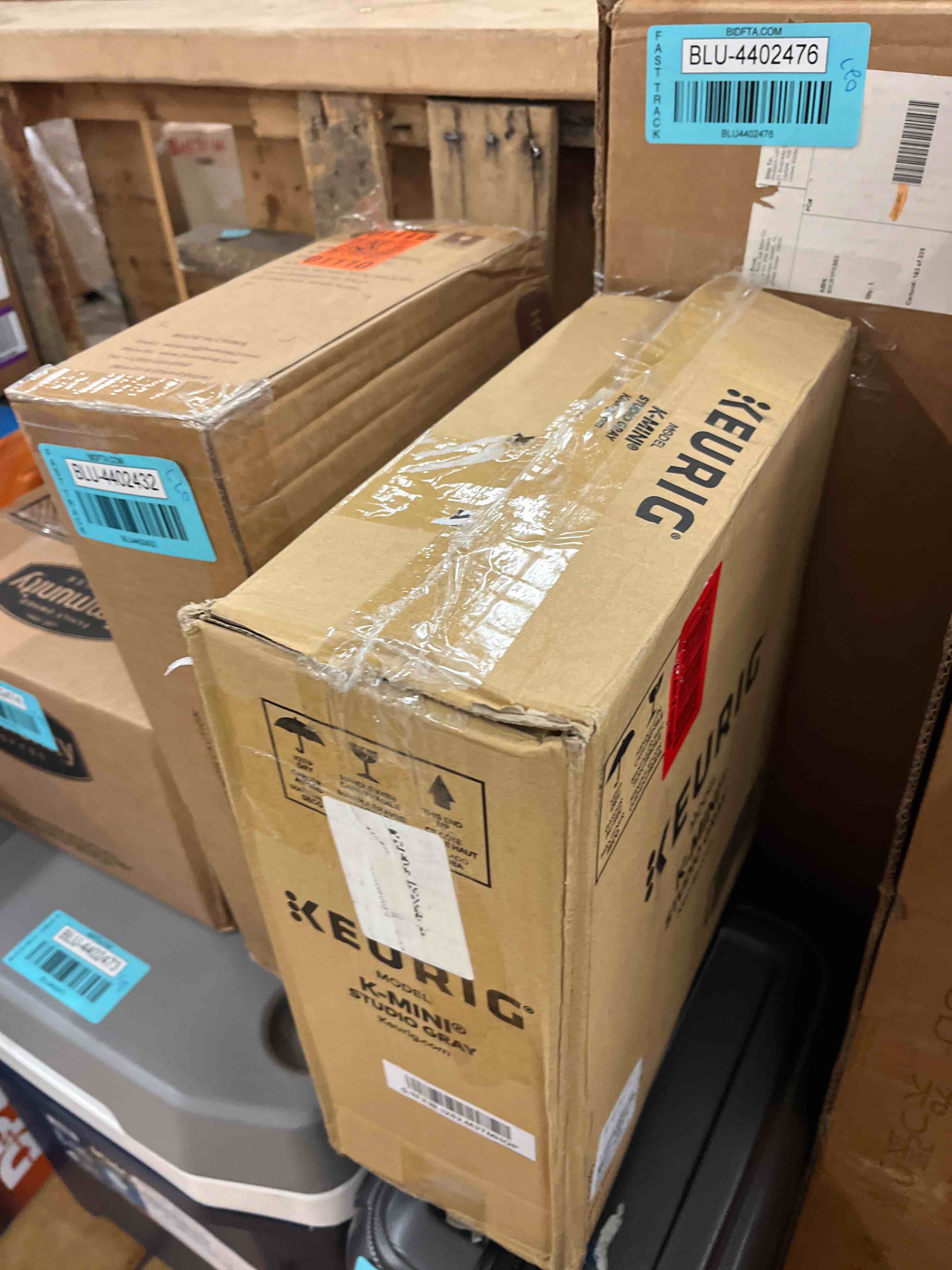 https://s3.amazonaws.com/lotting-images-prod/phillipi/BLU4402419_1752158347519.jpeg