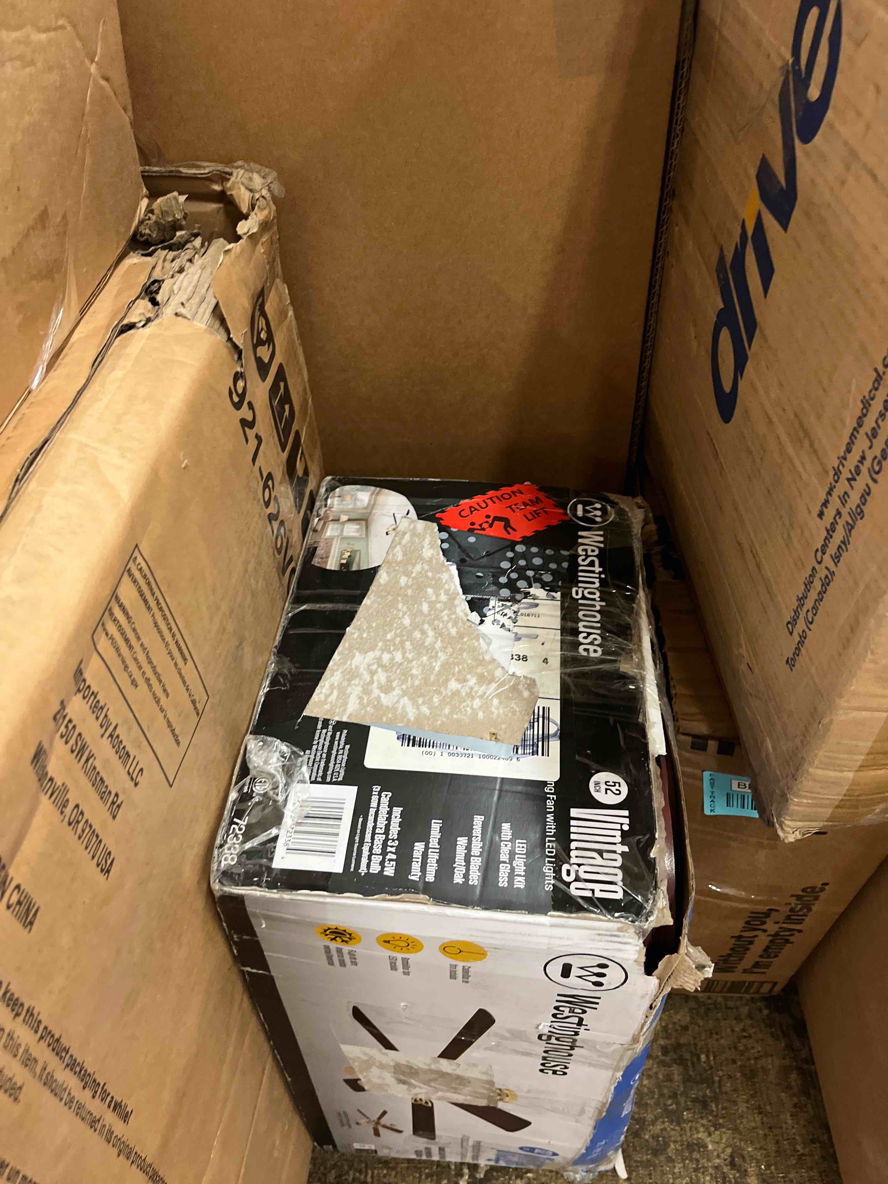 https://s3.amazonaws.com/lotting-images-prod/phillipi/BLU4402425_1752158834864.jpeg