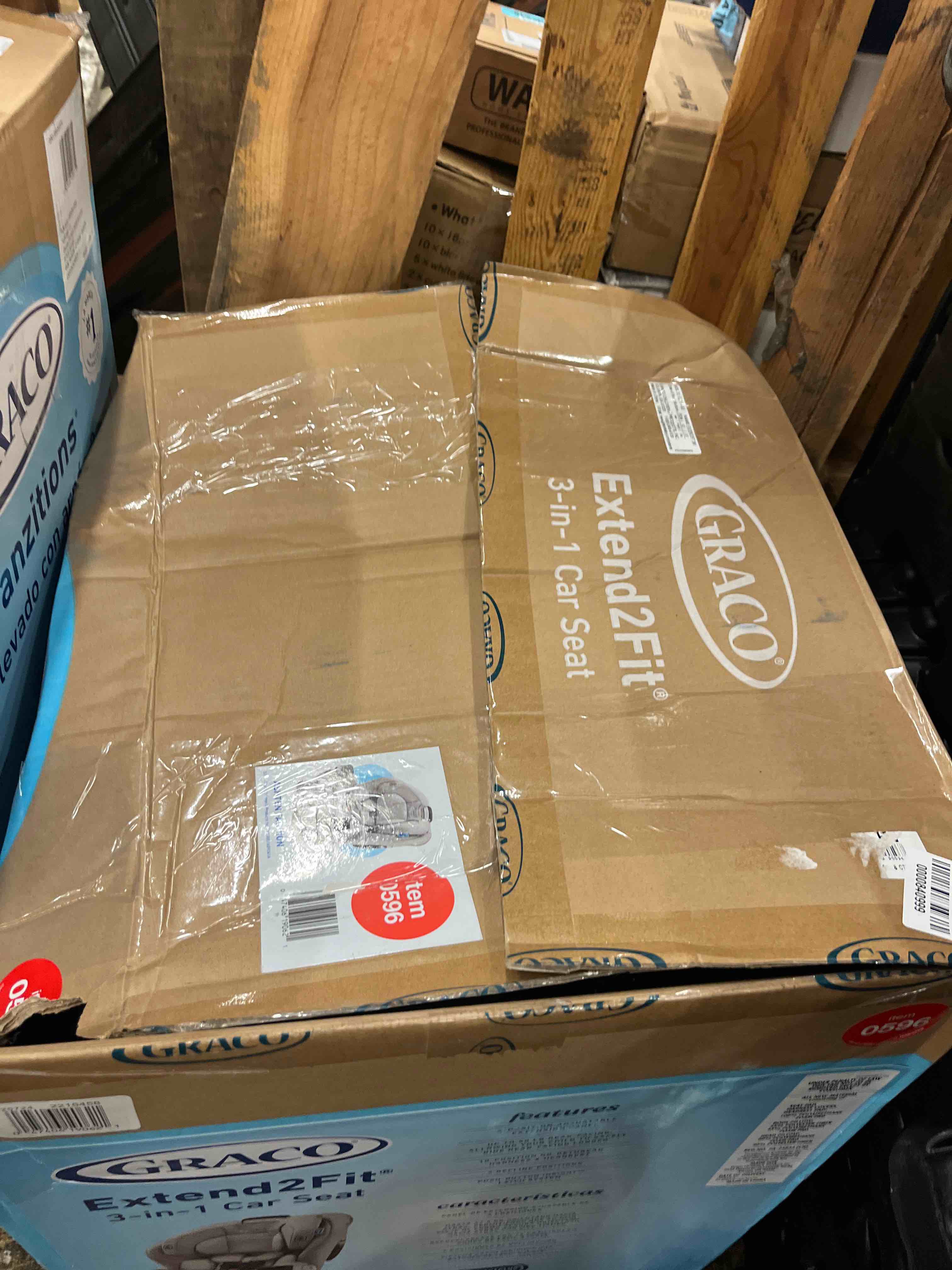 https://s3.amazonaws.com/lotting-images-prod/phillipi/BLU4402462_1752152219238.jpeg