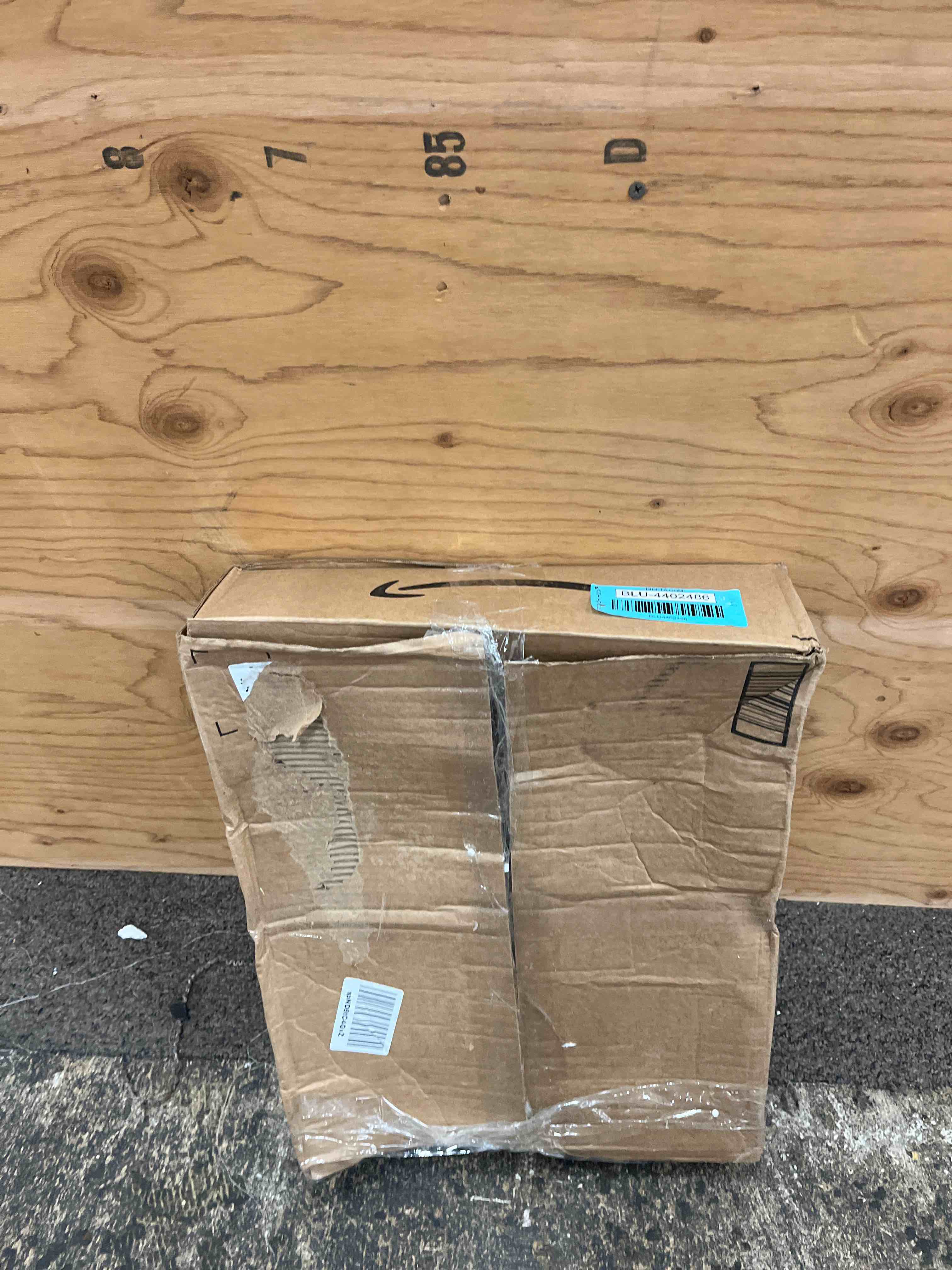 https://s3.amazonaws.com/lotting-images-prod/phillipi/BLU4402486_1752169413944.jpeg