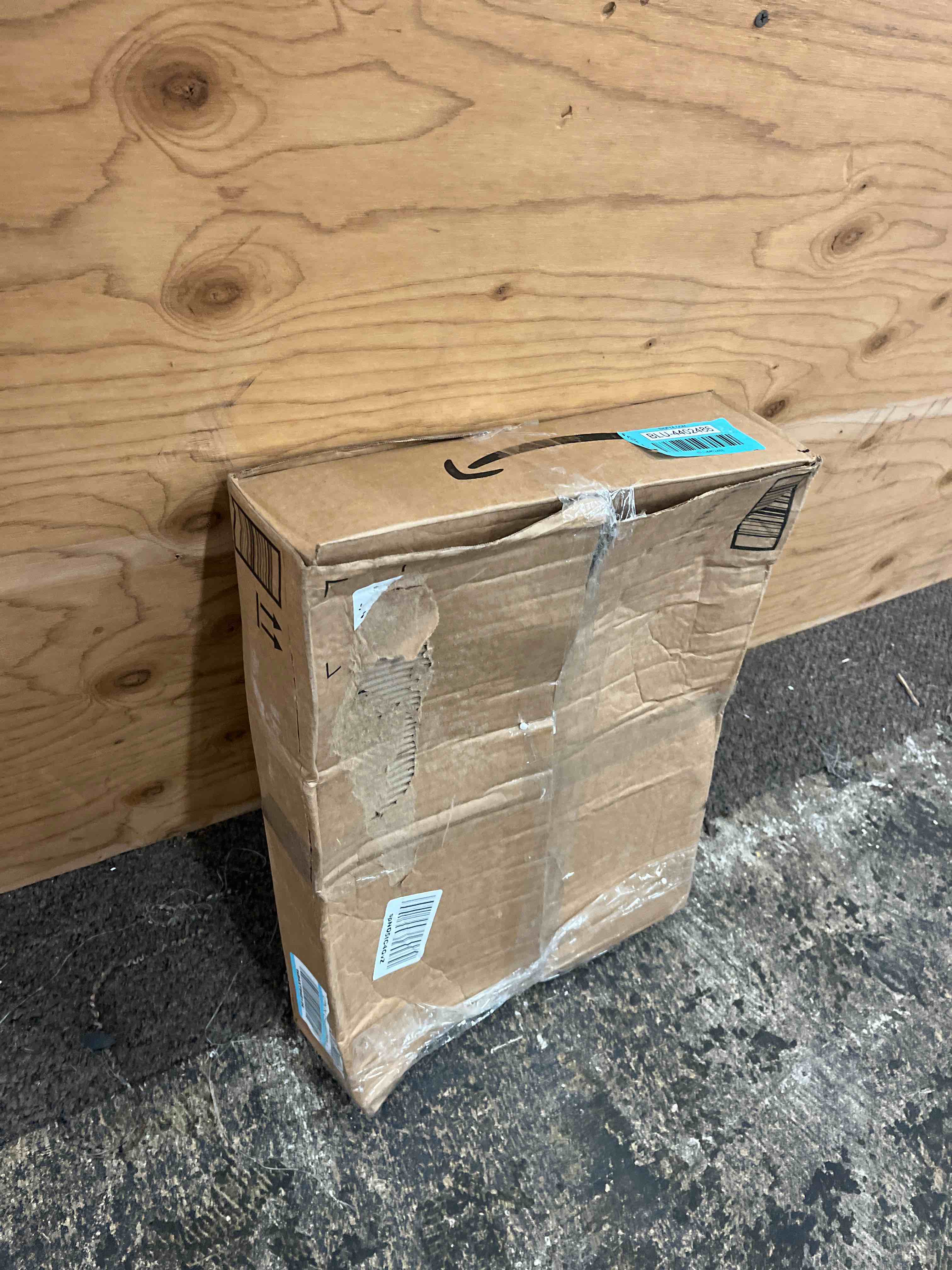 https://s3.amazonaws.com/lotting-images-prod/phillipi/BLU4402486_1752169415469.jpeg