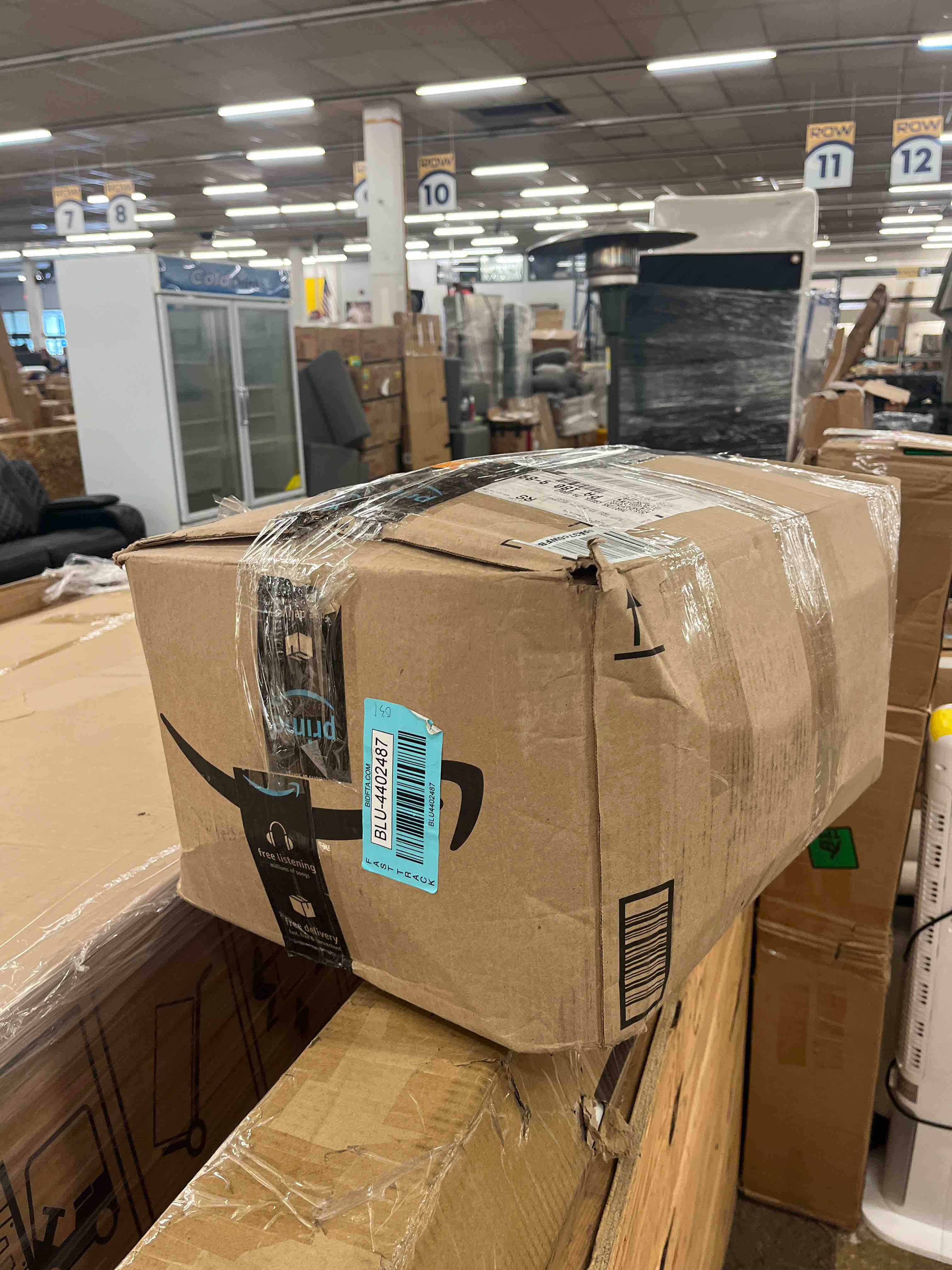 https://s3.amazonaws.com/lotting-images-prod/phillipi/BLU4402487_1752169090515.jpeg