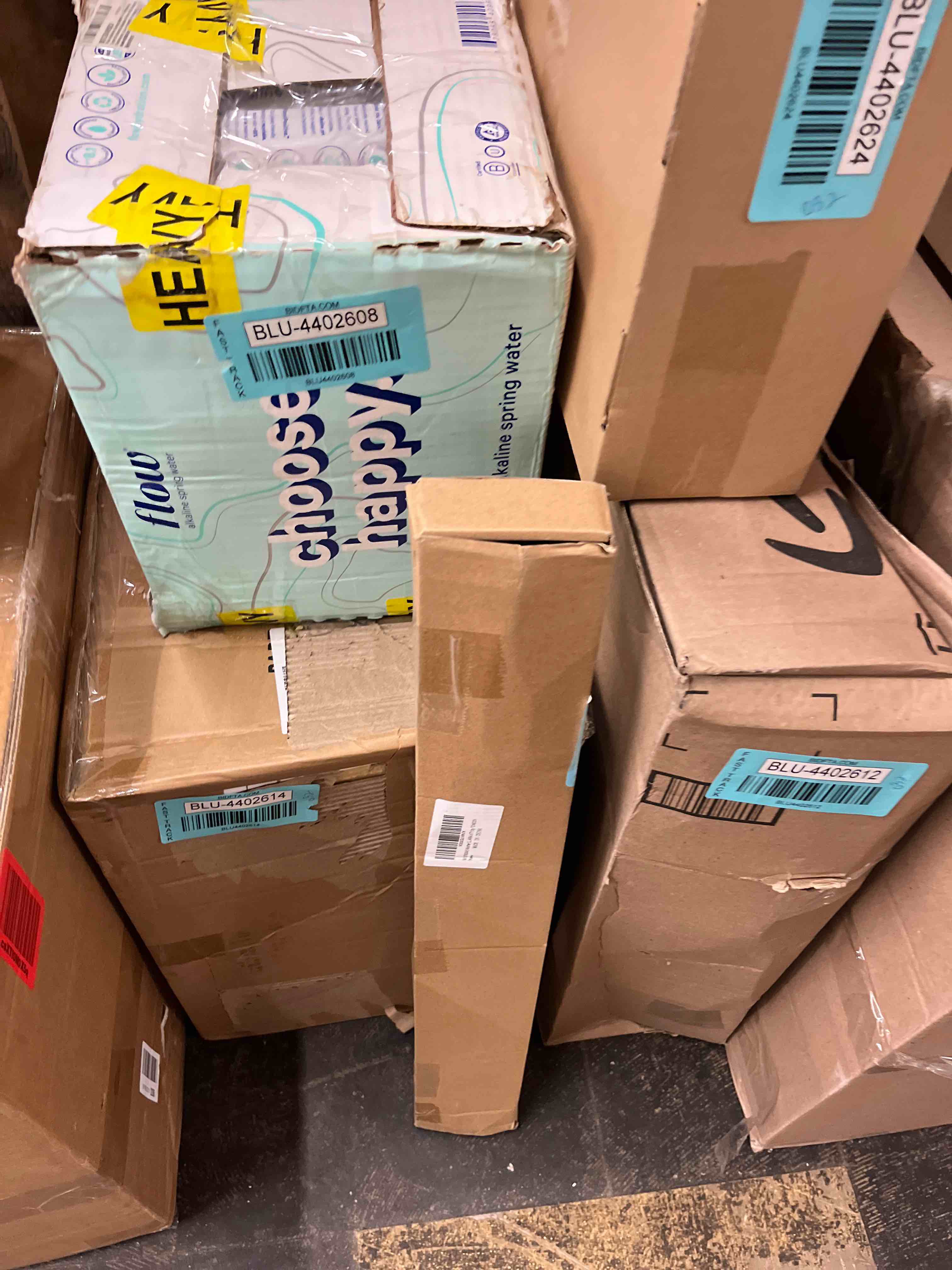 https://s3.amazonaws.com/lotting-images-prod/phillipi/BLU4402566_1752168488694.jpeg