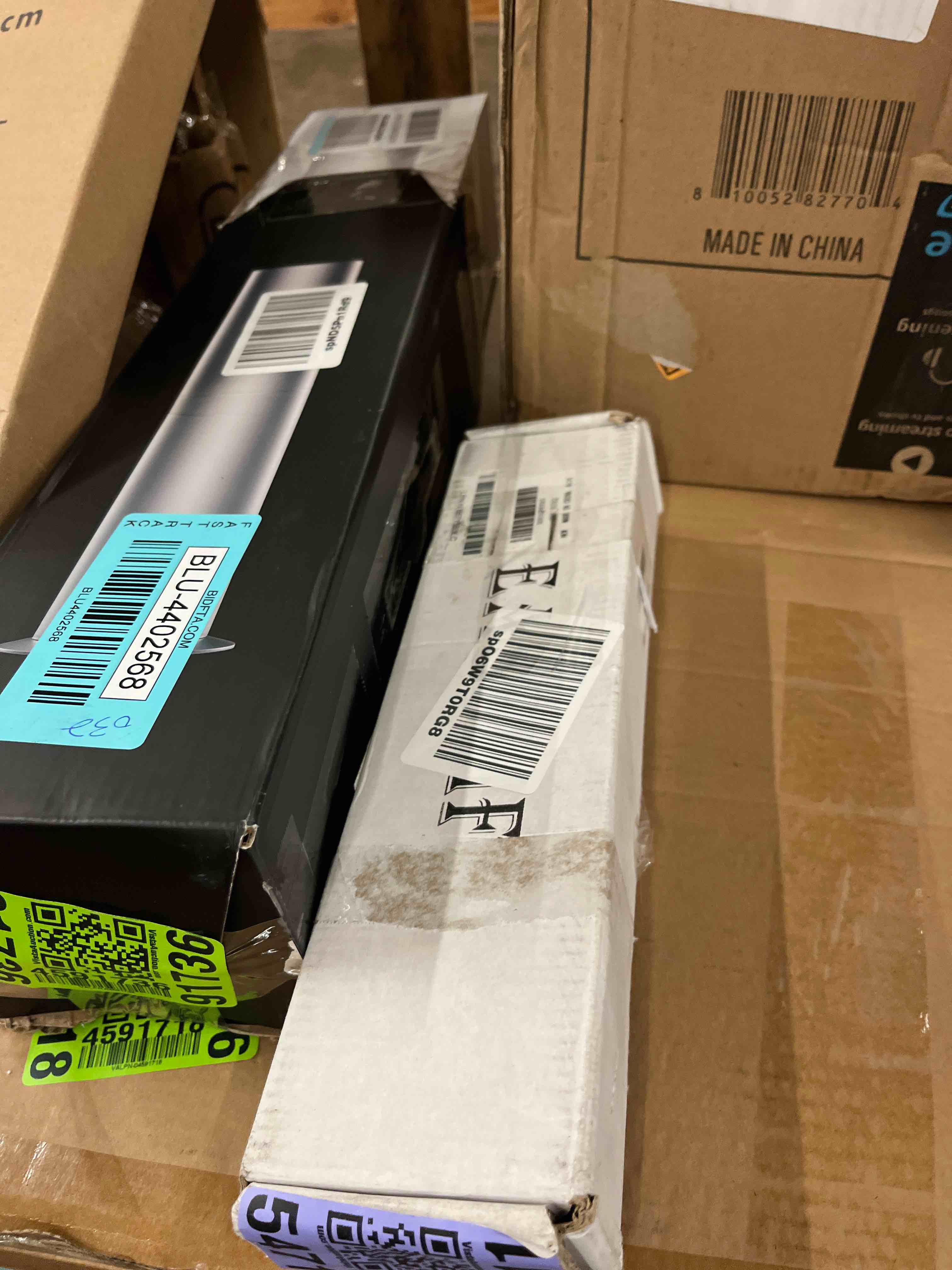 https://s3.amazonaws.com/lotting-images-prod/phillipi/BLU4402570_1752168936981.jpeg