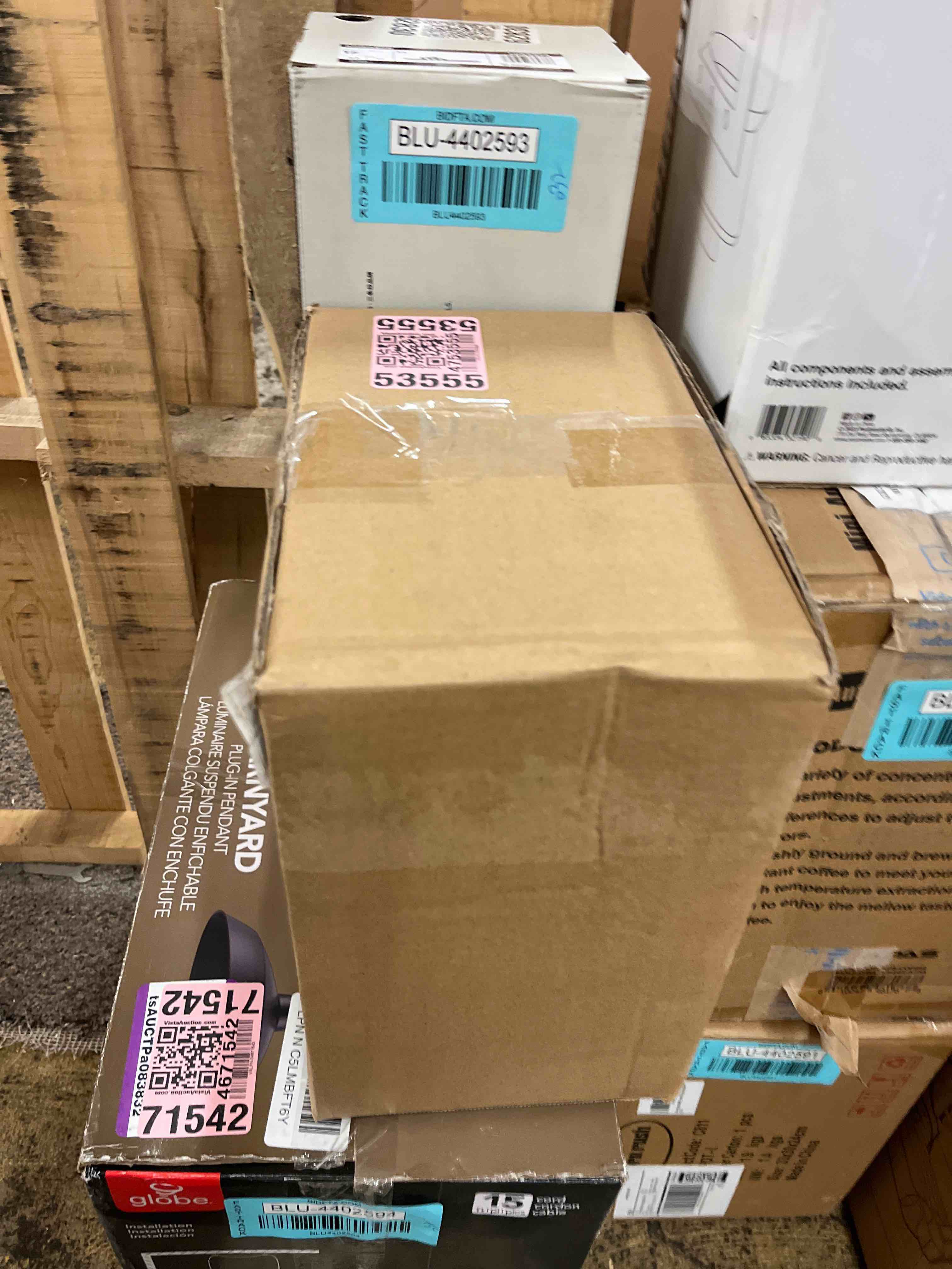 https://s3.amazonaws.com/lotting-images-prod/phillipi/BLU4402595_1752163596605.jpeg
