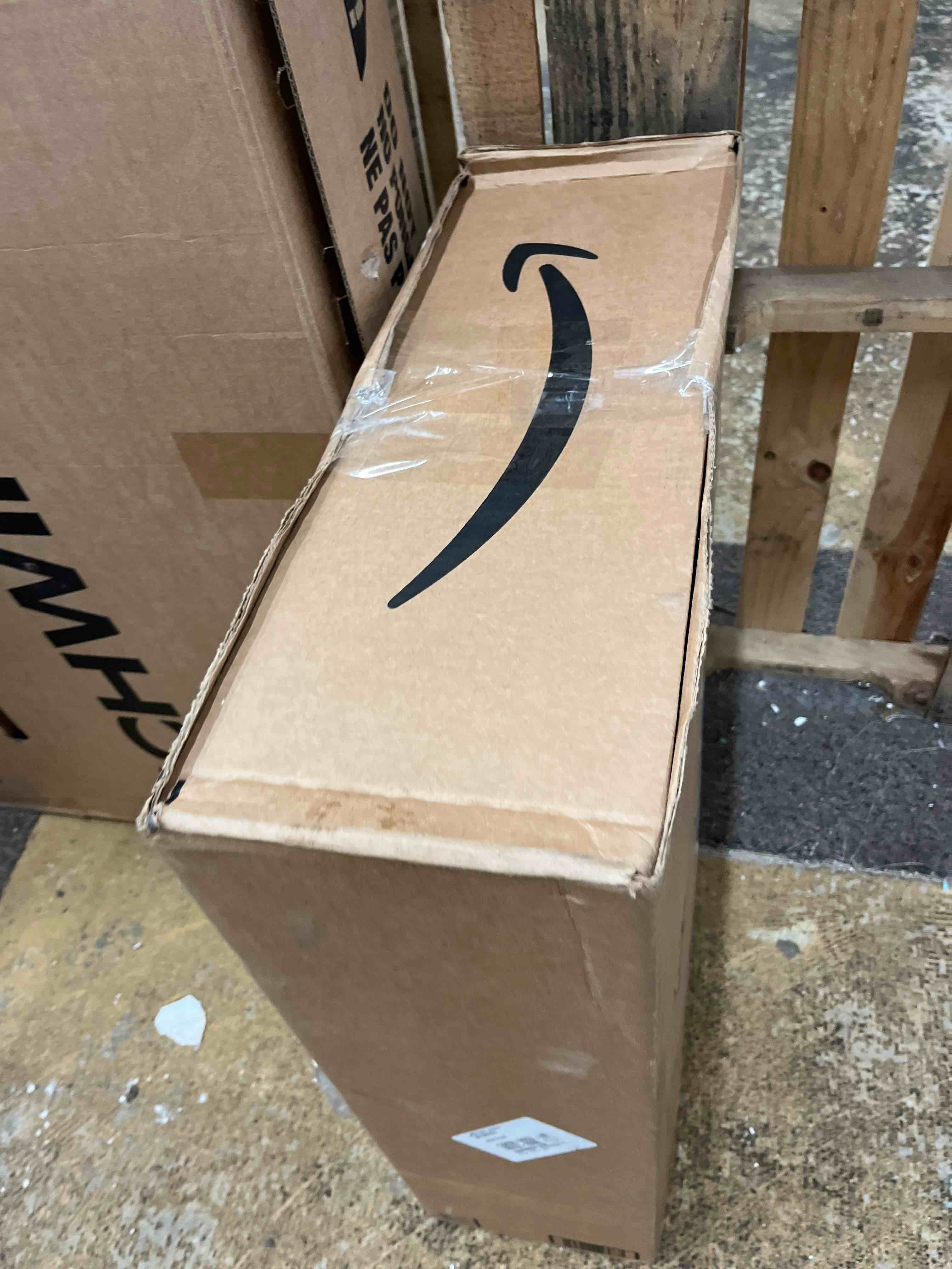 https://s3.amazonaws.com/lotting-images-prod/phillipi/BLU4402600_1752163969388.jpeg