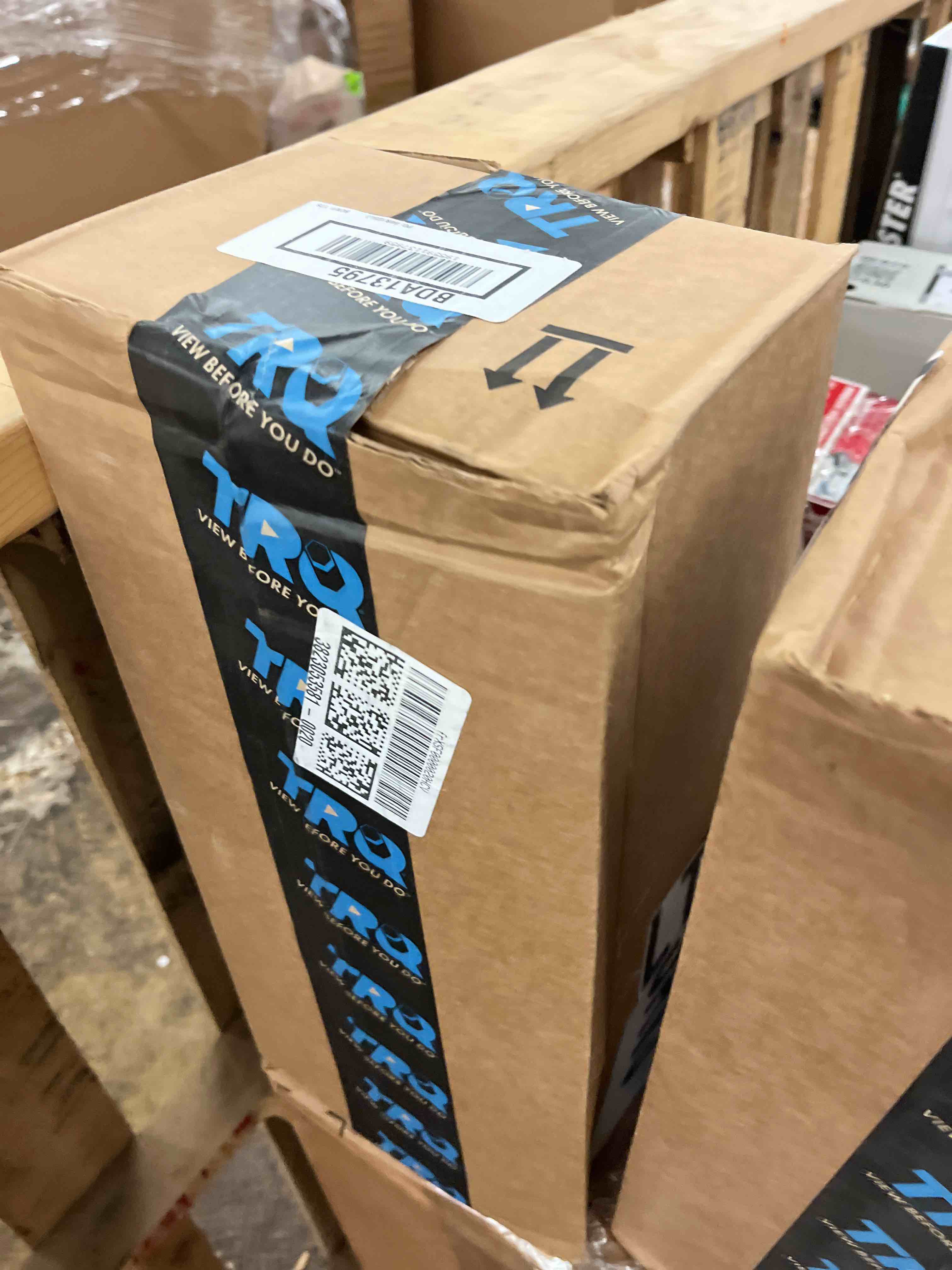 https://s3.amazonaws.com/lotting-images-prod/phillipi/BLU4402629_1752166706476.jpeg