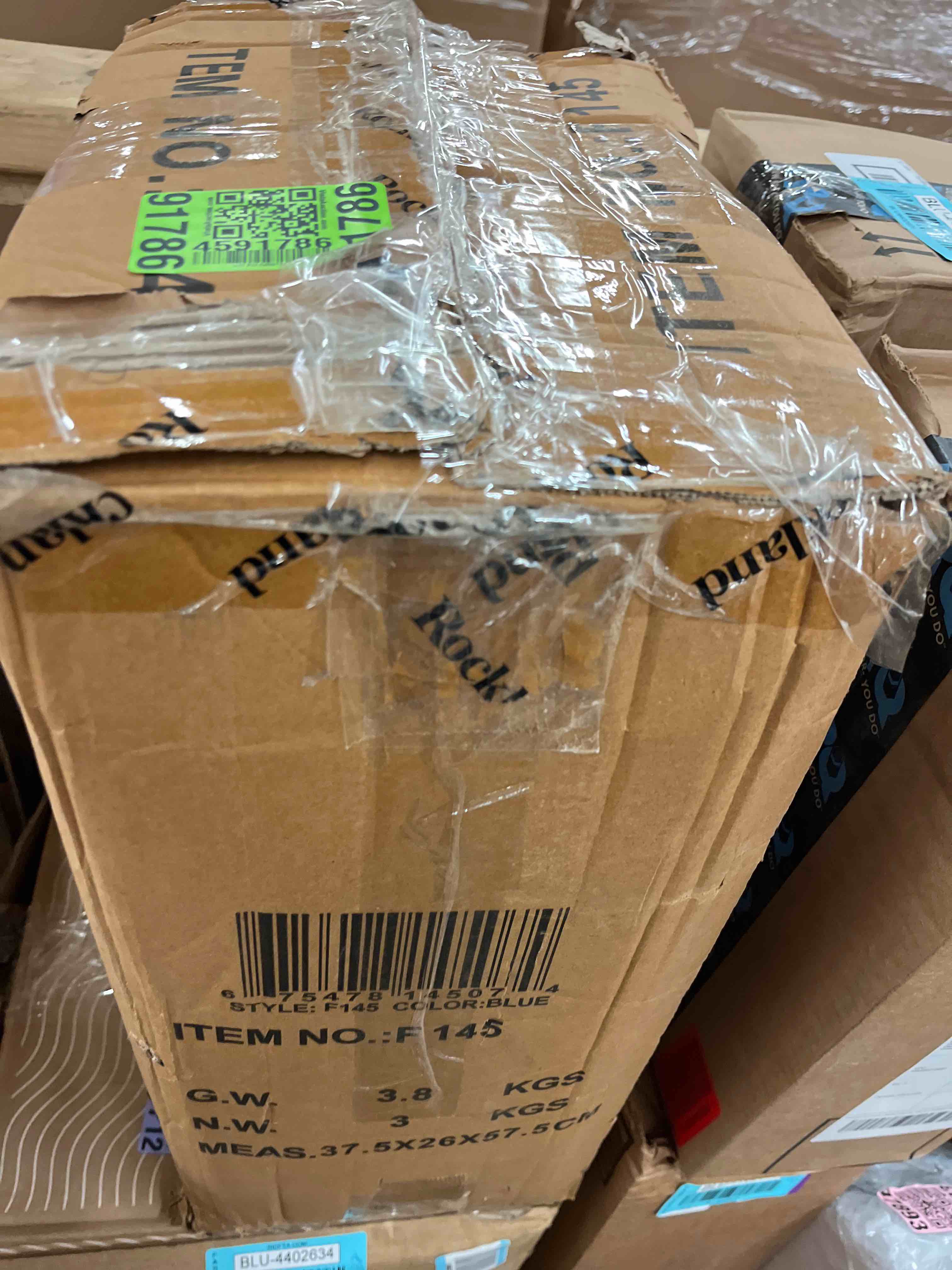 https://s3.amazonaws.com/lotting-images-prod/phillipi/BLU4402638_1752168224536.jpeg