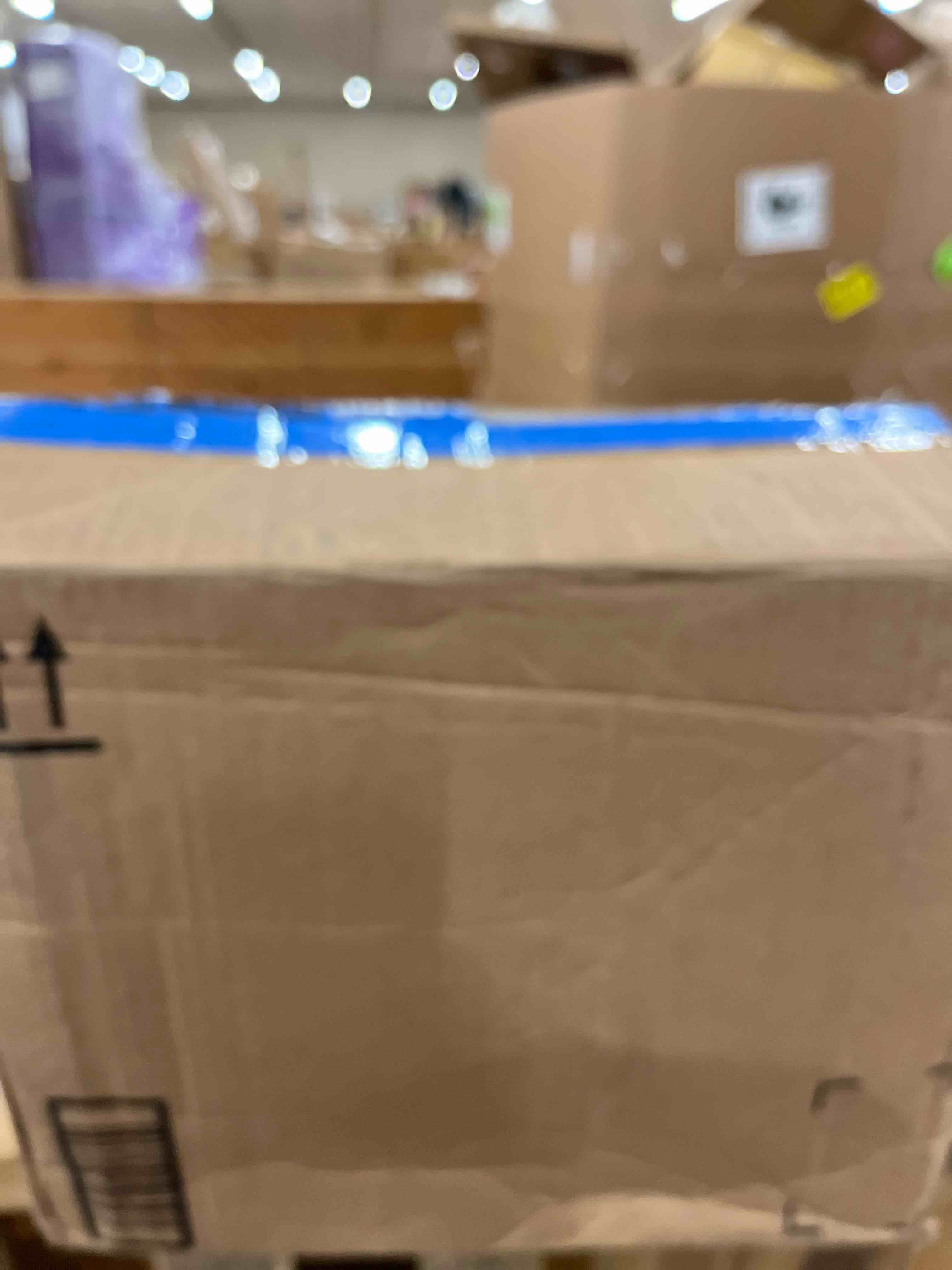 https://s3.amazonaws.com/lotting-images-prod/phillipi/BLU4402648_1752164744305.jpeg