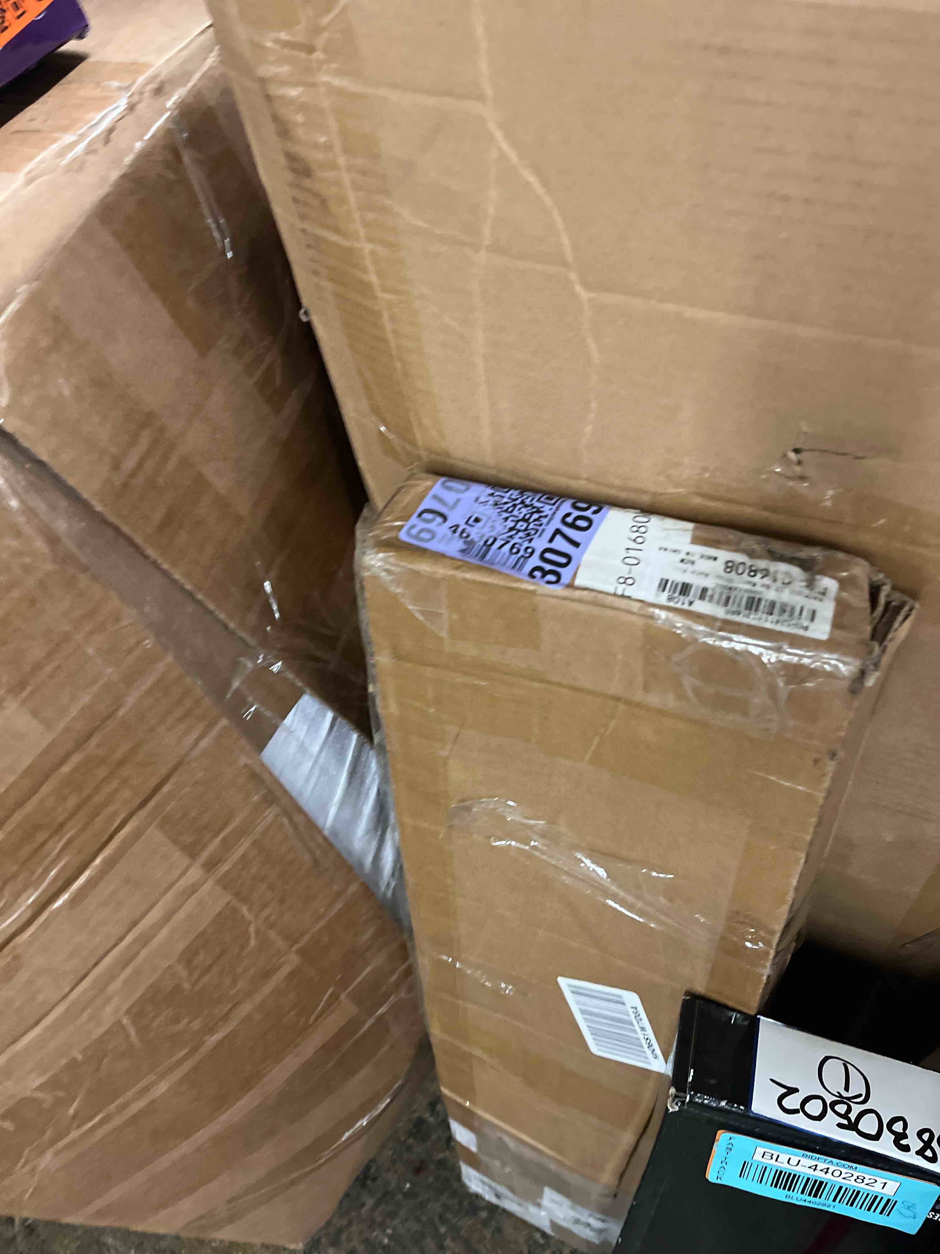 https://s3.amazonaws.com/lotting-images-prod/phillipi/BLU4402692_1752255199506.jpeg