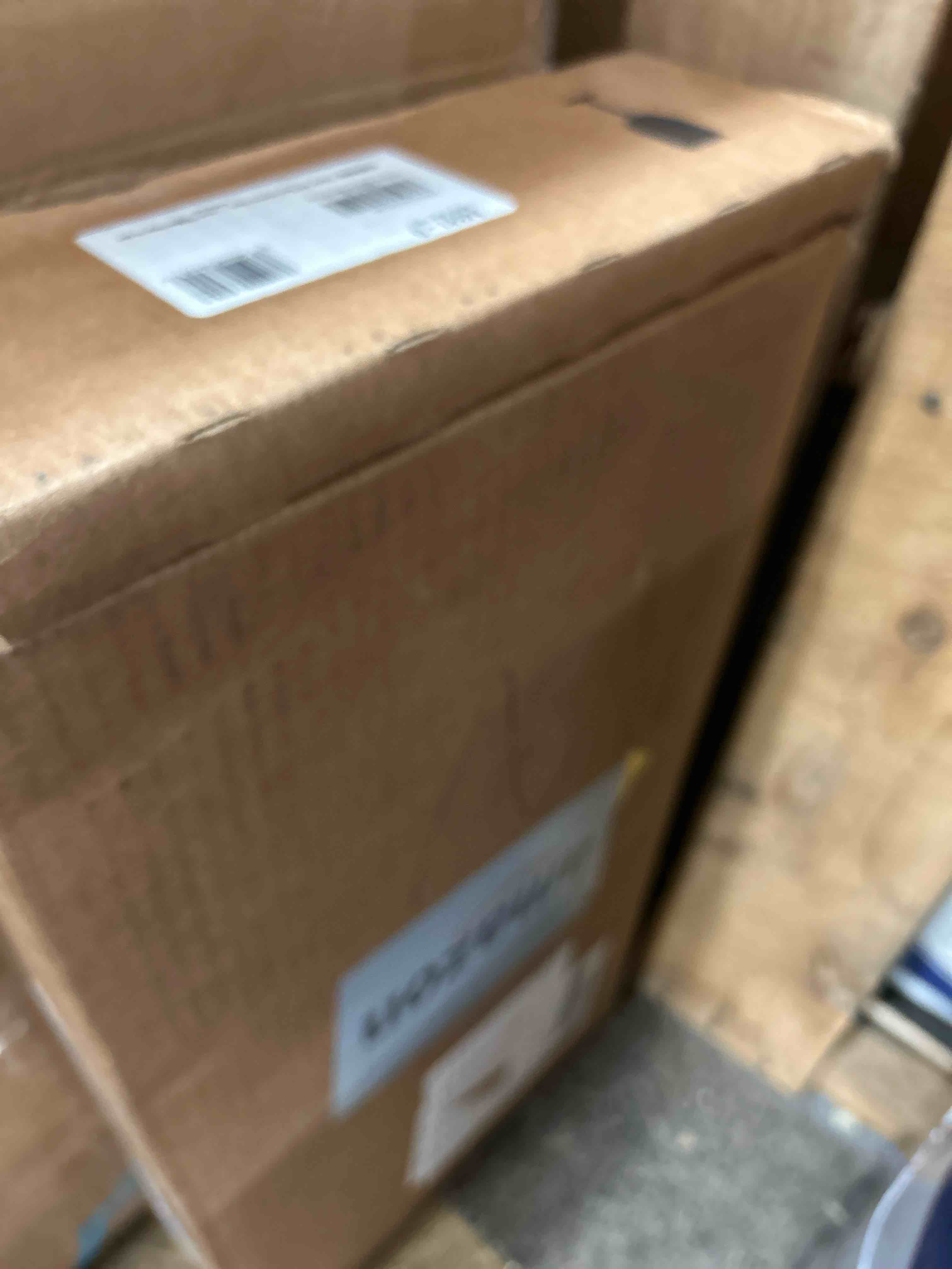 https://s3.amazonaws.com/lotting-images-prod/phillipi/BLU4402704_1752252866052.jpeg