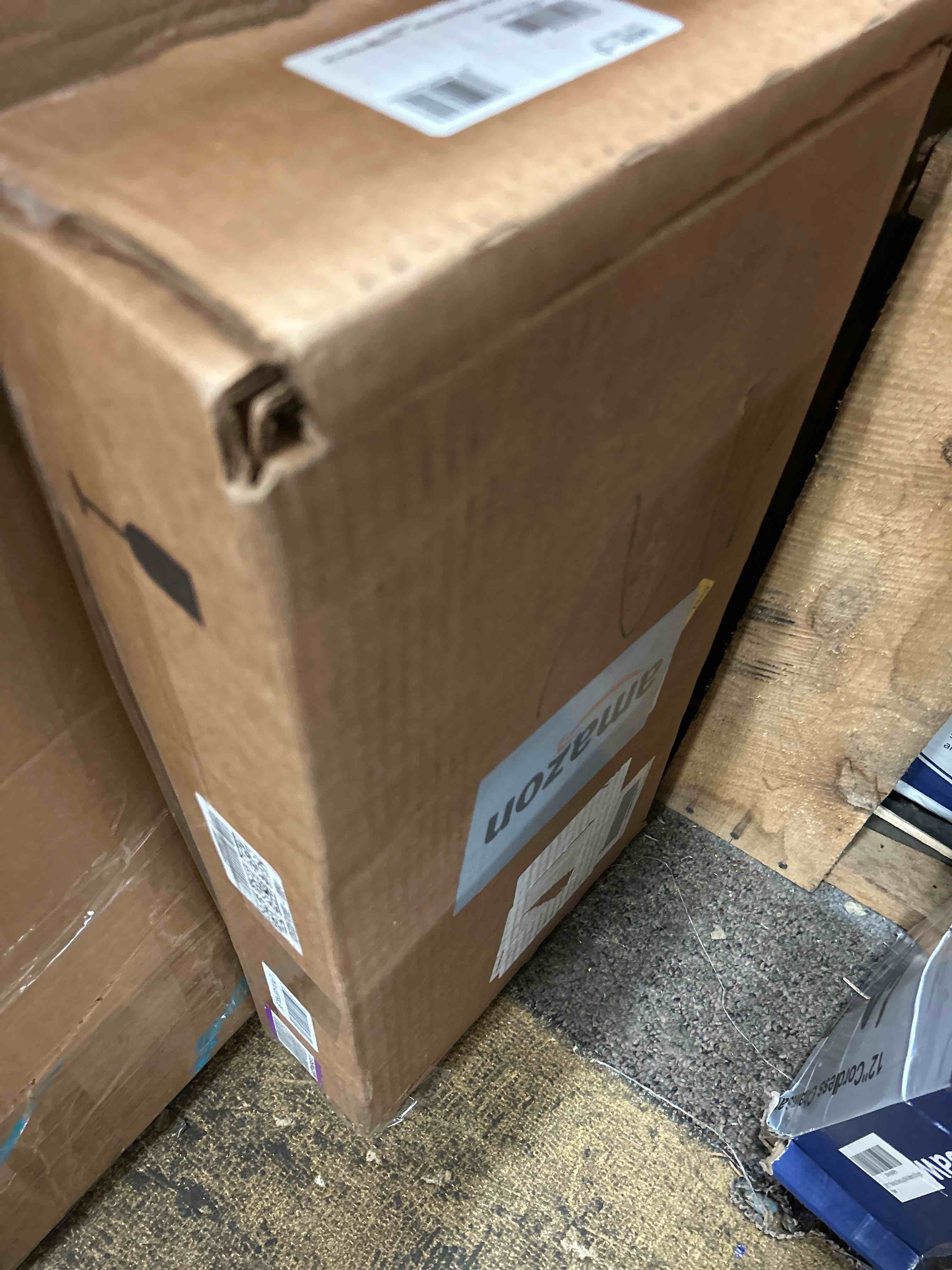 https://s3.amazonaws.com/lotting-images-prod/phillipi/BLU4402704_1752252868342.jpeg