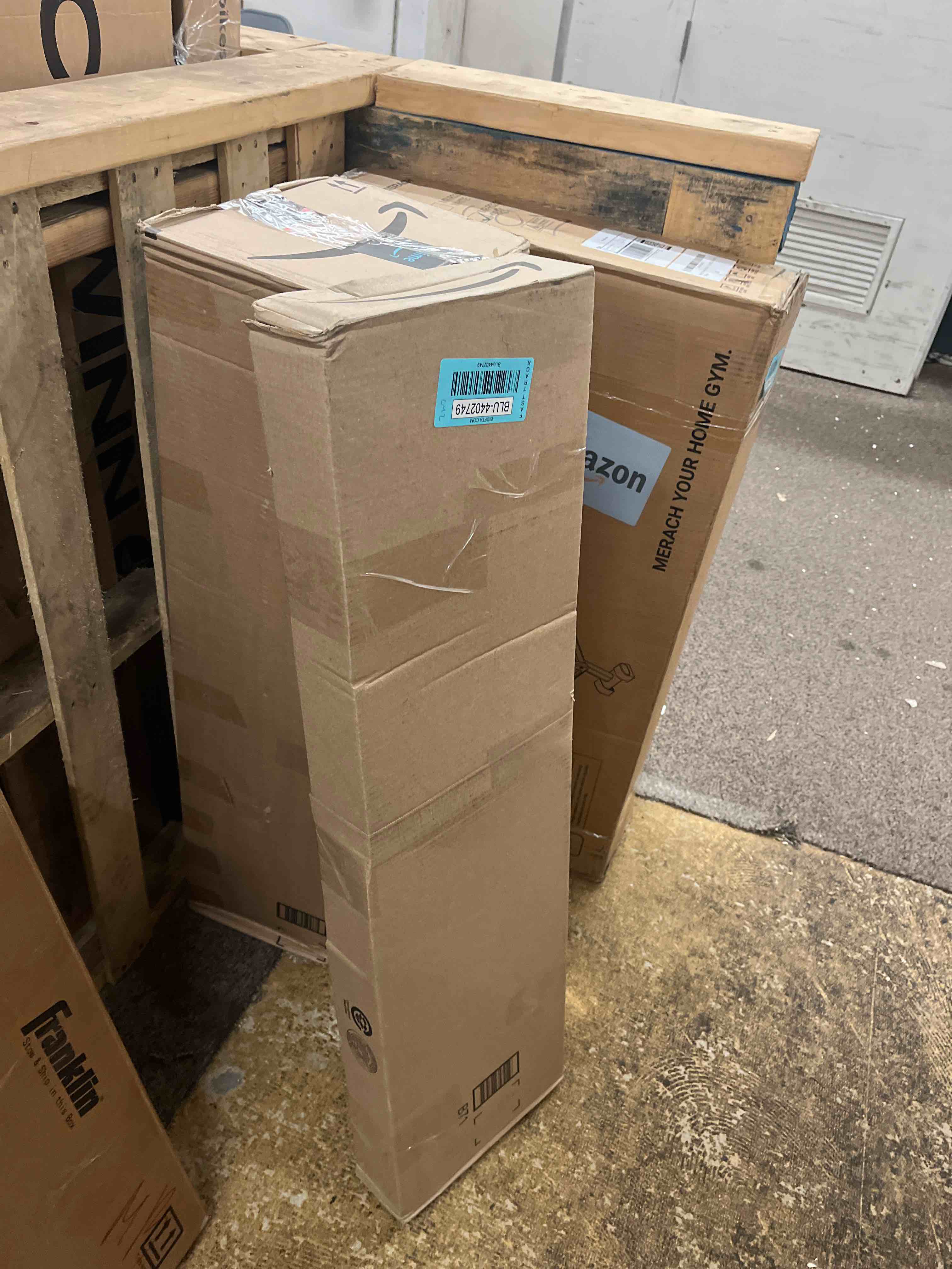 https://s3.amazonaws.com/lotting-images-prod/phillipi/BLU4402749_1752257637065.jpeg