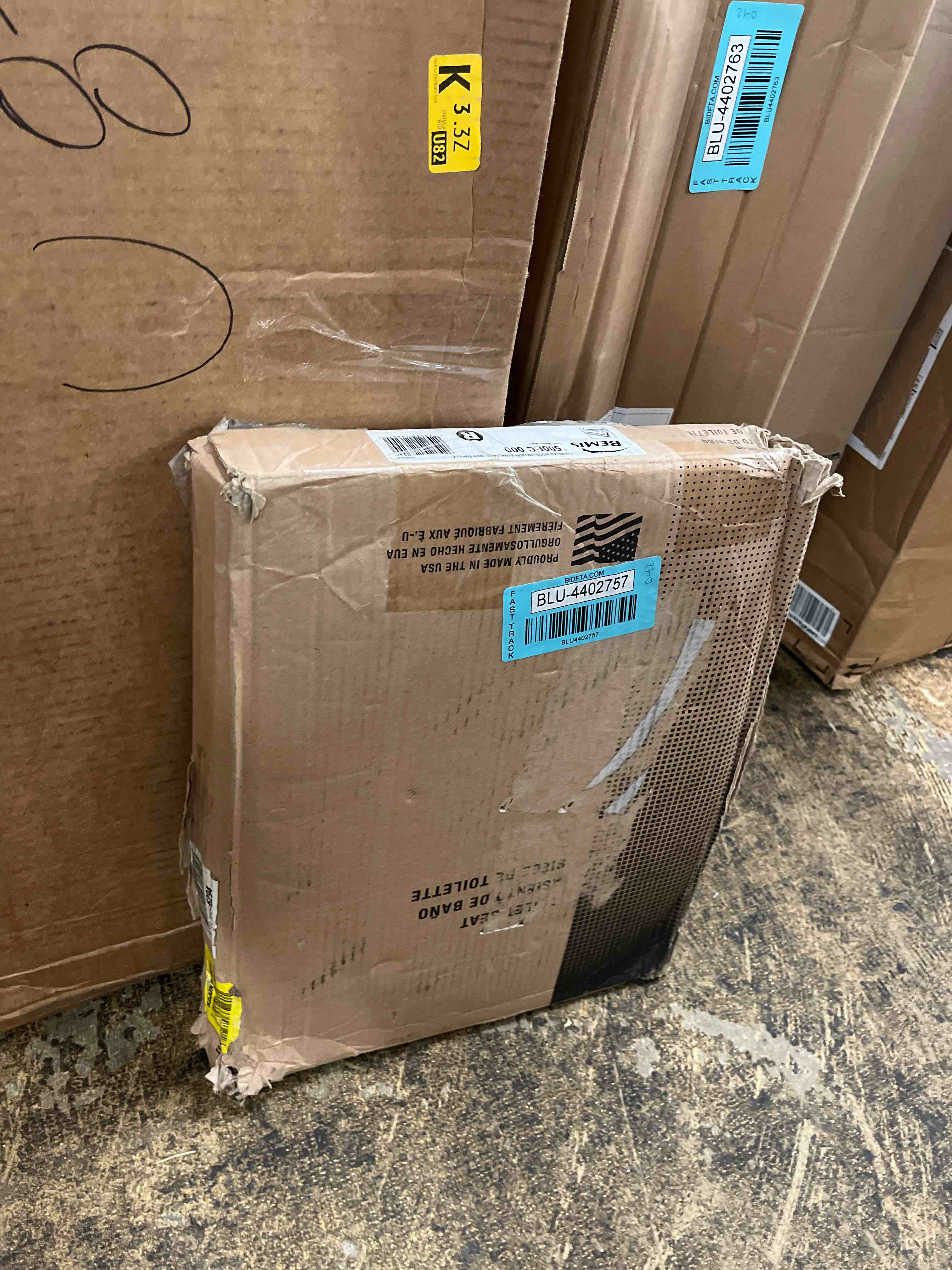 https://s3.amazonaws.com/lotting-images-prod/phillipi/BLU4402757_1752256902633.jpeg