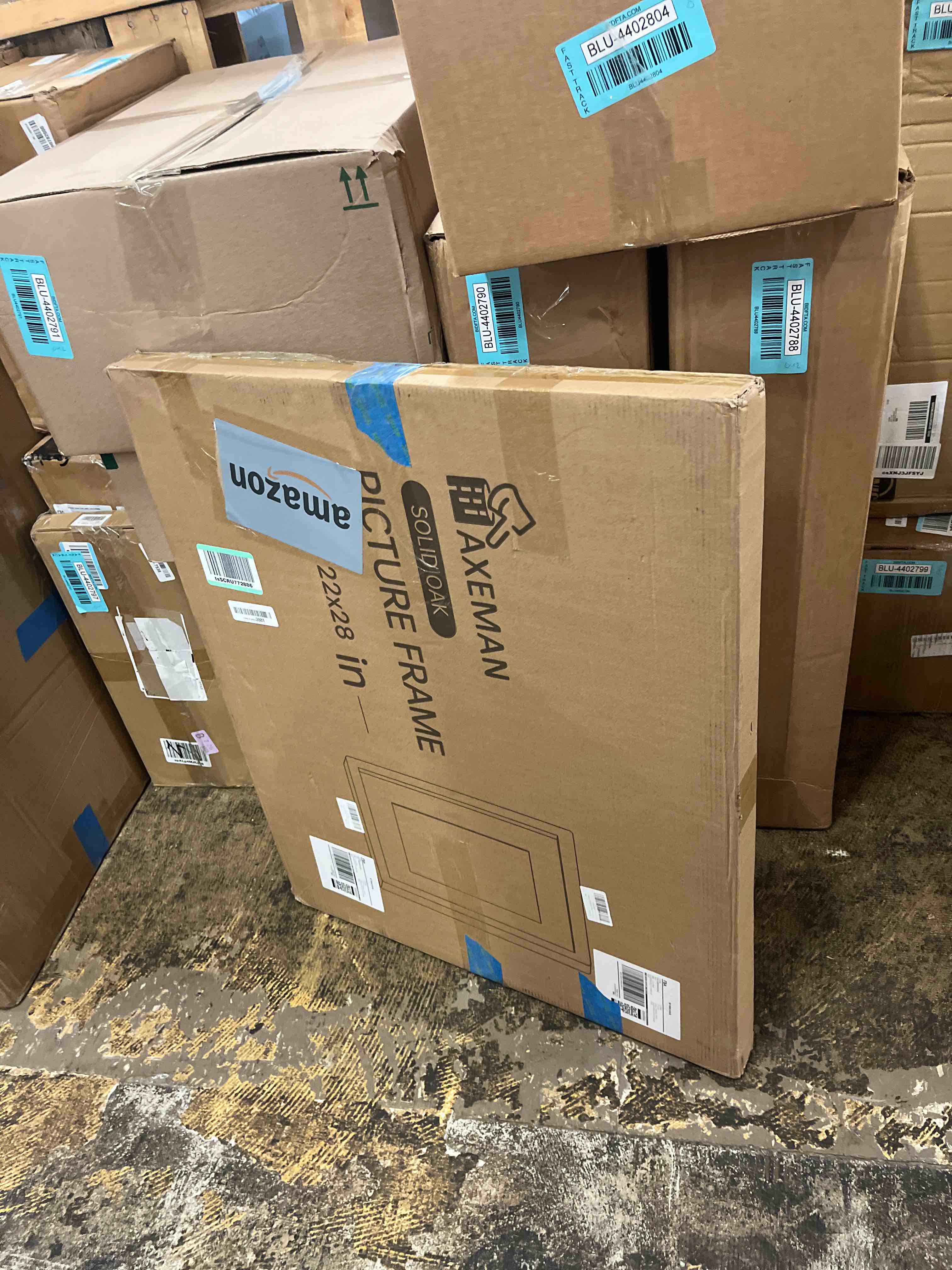 https://s3.amazonaws.com/lotting-images-prod/phillipi/BLU4402780_1752253157418.jpeg