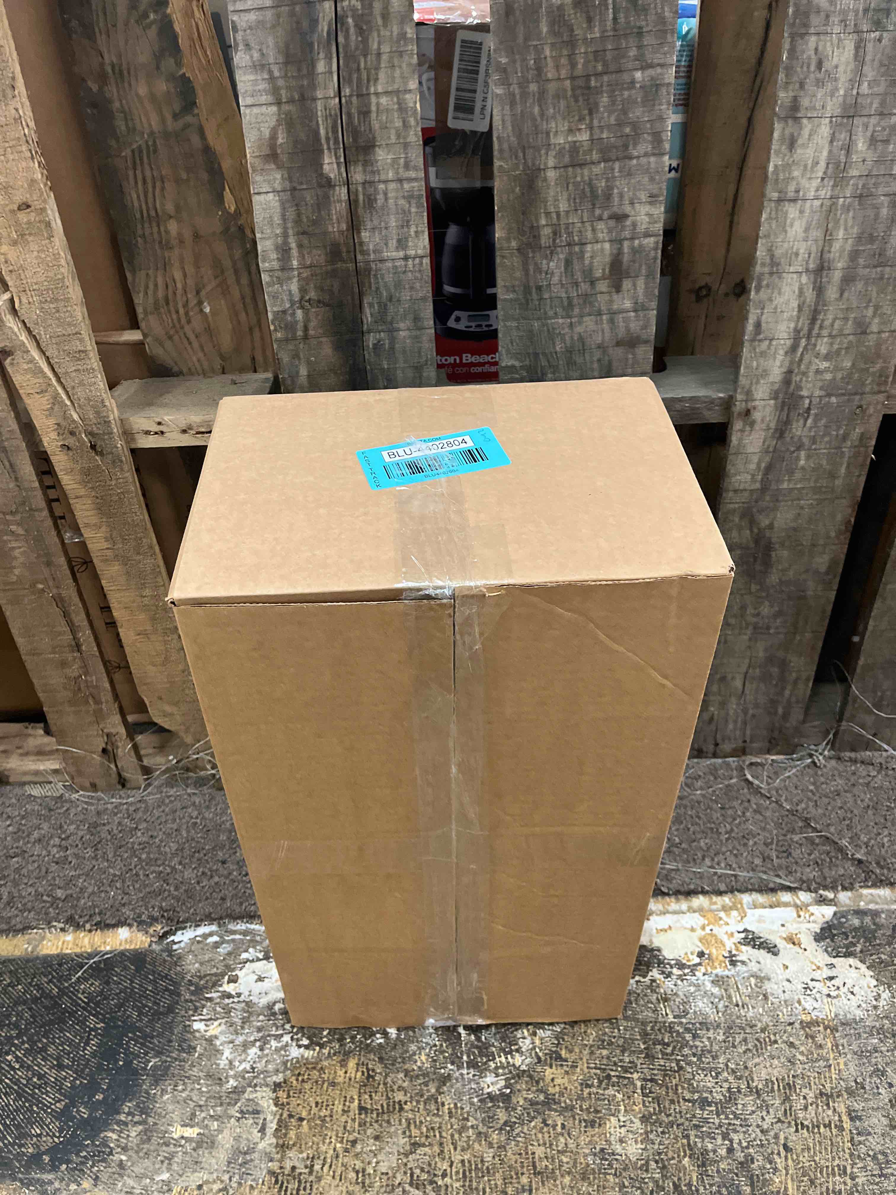 https://s3.amazonaws.com/lotting-images-prod/phillipi/BLU4402804_1752251694786.jpeg