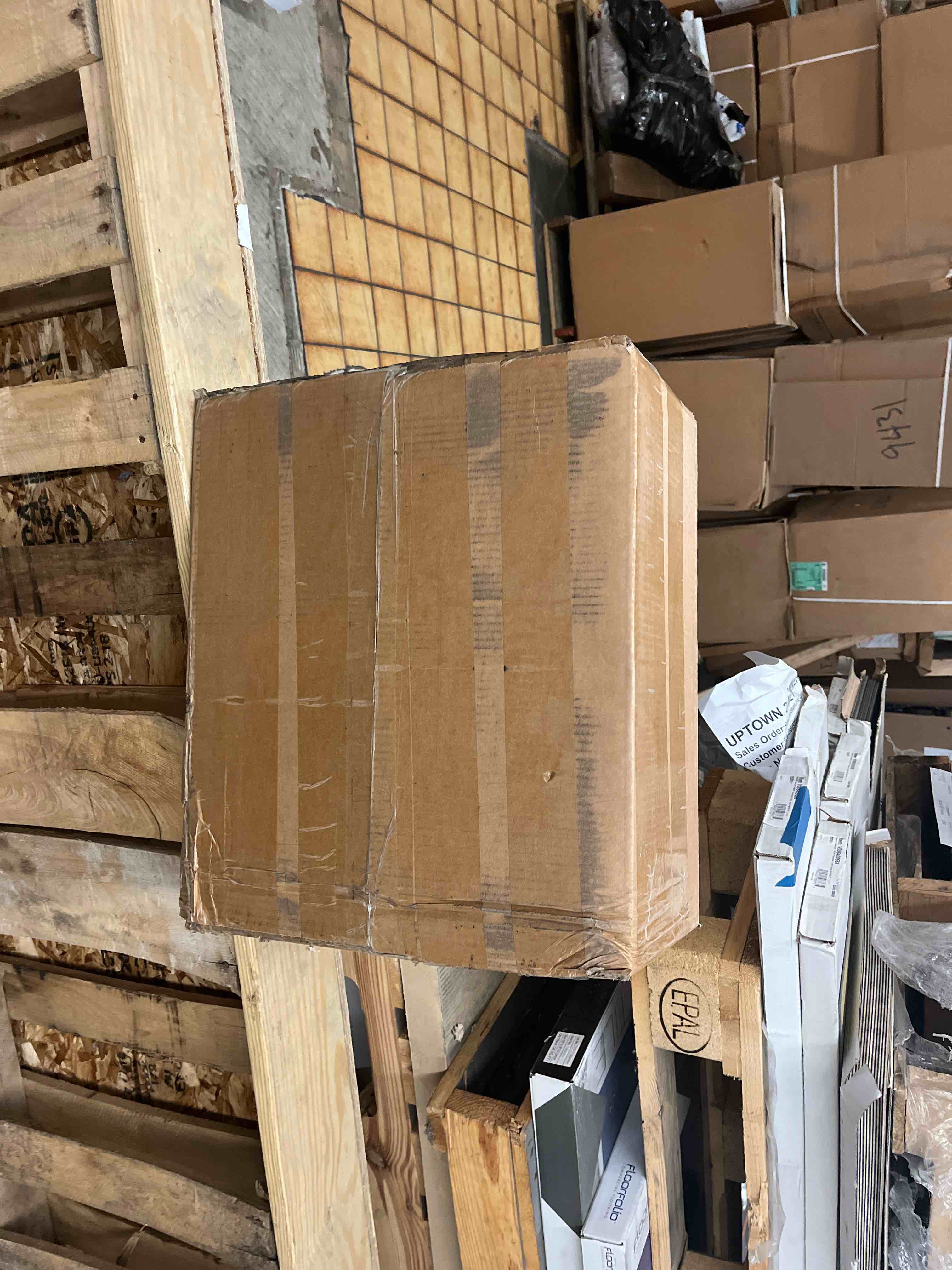https://s3.amazonaws.com/lotting-images-prod/phillipi/BLU4402834_1752619893835.jpeg