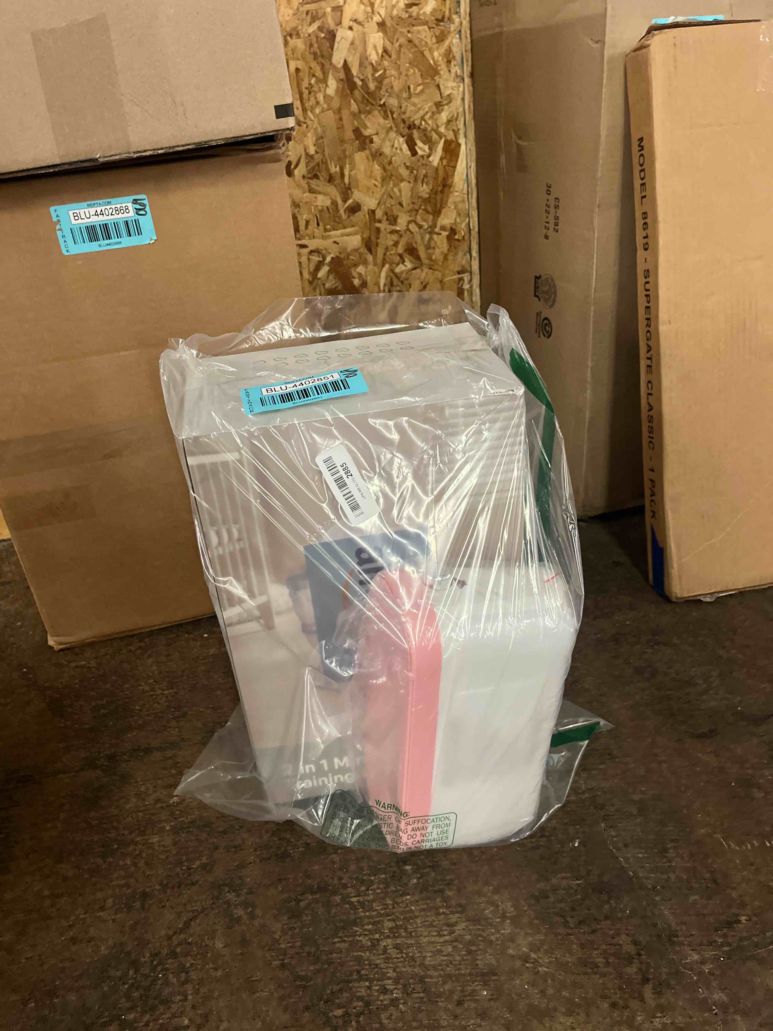https://s3.amazonaws.com/lotting-images-prod/phillipi/BLU4402851_1752617923017.jpeg