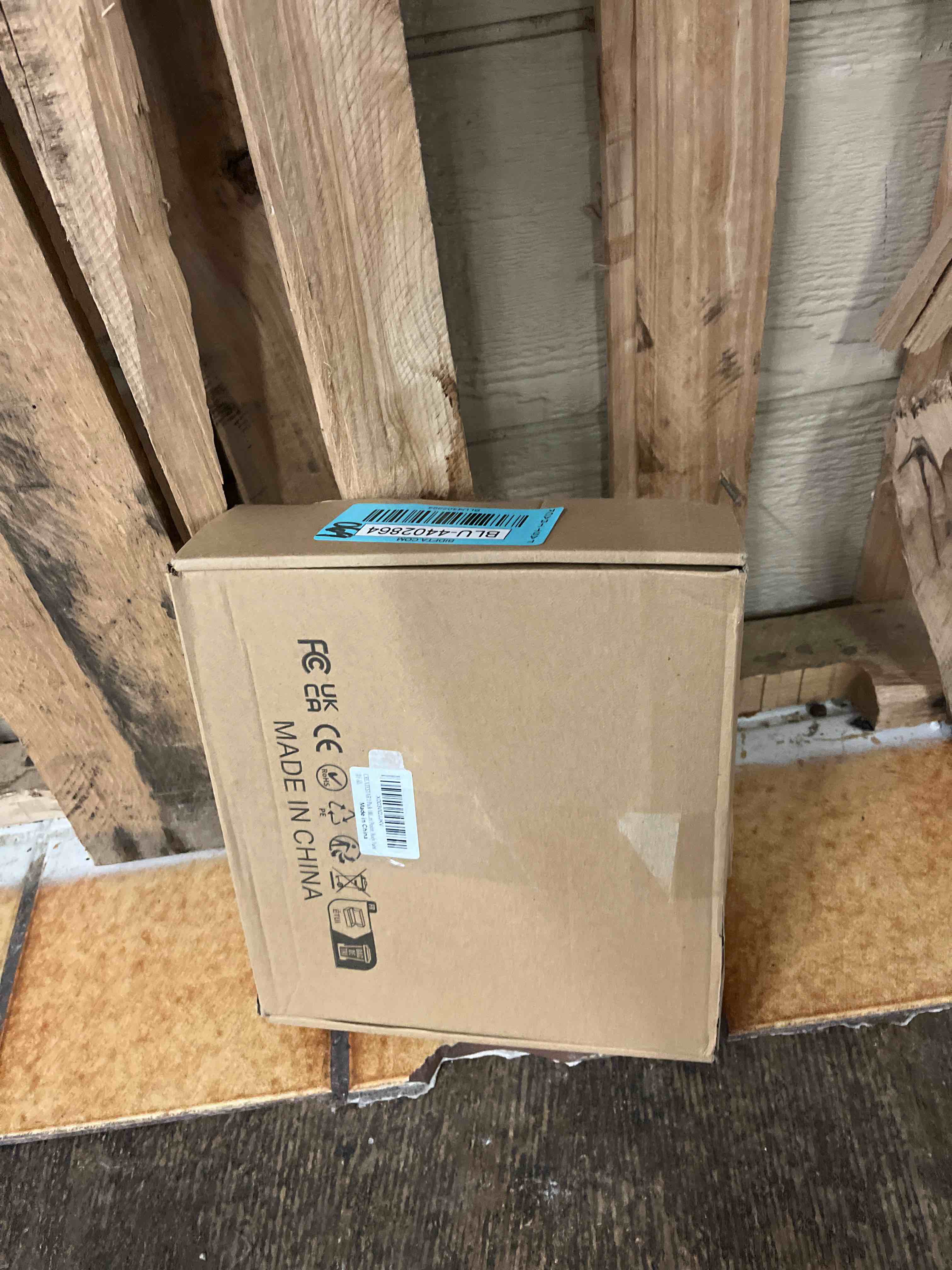 https://s3.amazonaws.com/lotting-images-prod/phillipi/BLU4402864_1752617092621.jpeg