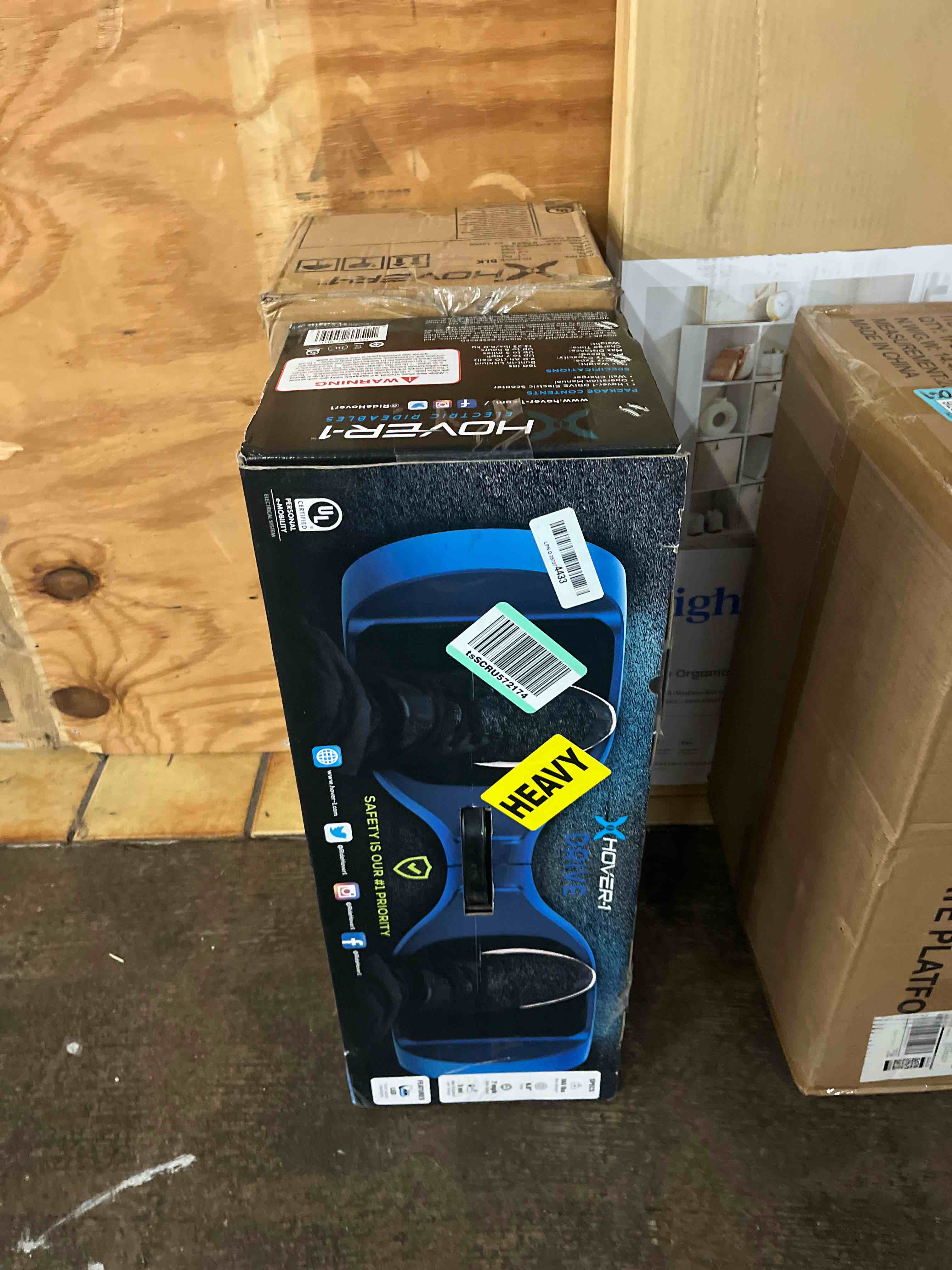 https://s3.amazonaws.com/lotting-images-prod/phillipi/BLU4402875_1752614799296.jpeg