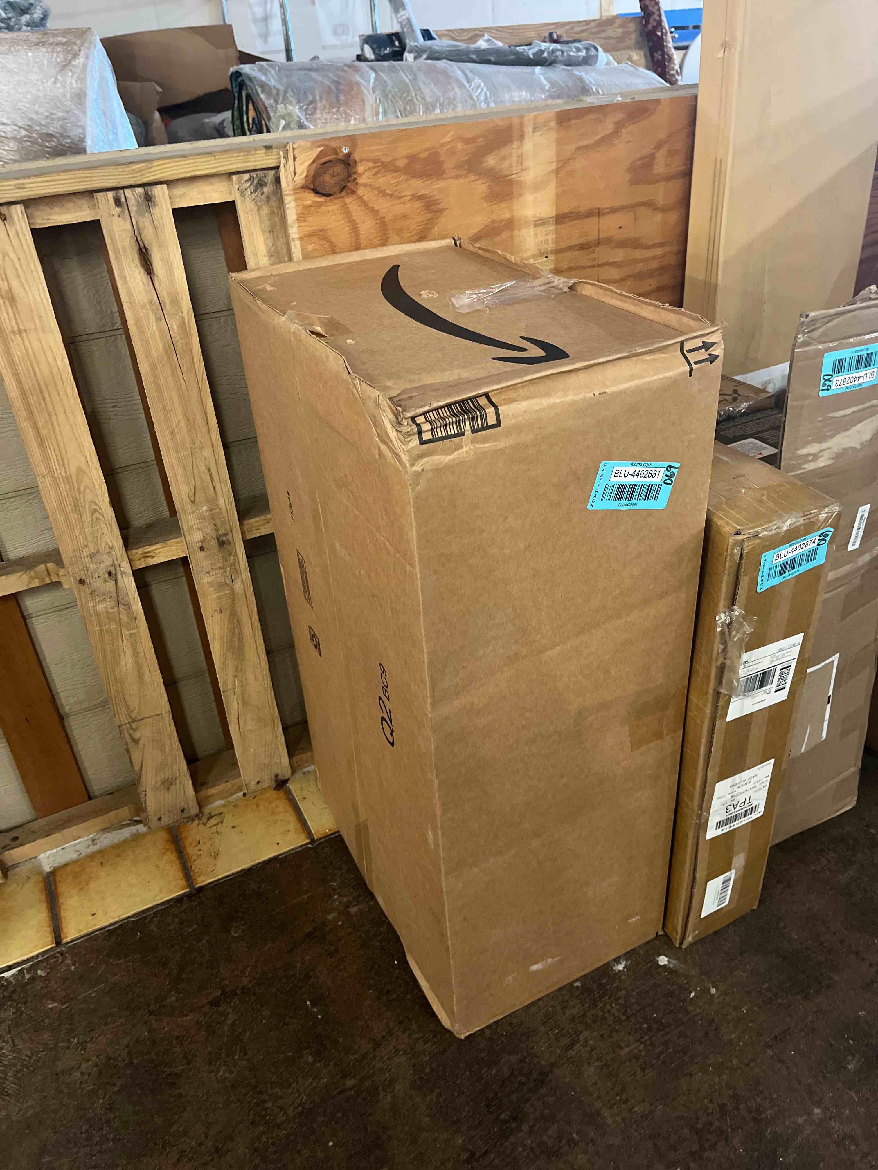 https://s3.amazonaws.com/lotting-images-prod/phillipi/BLU4402881_1752615216770.jpeg