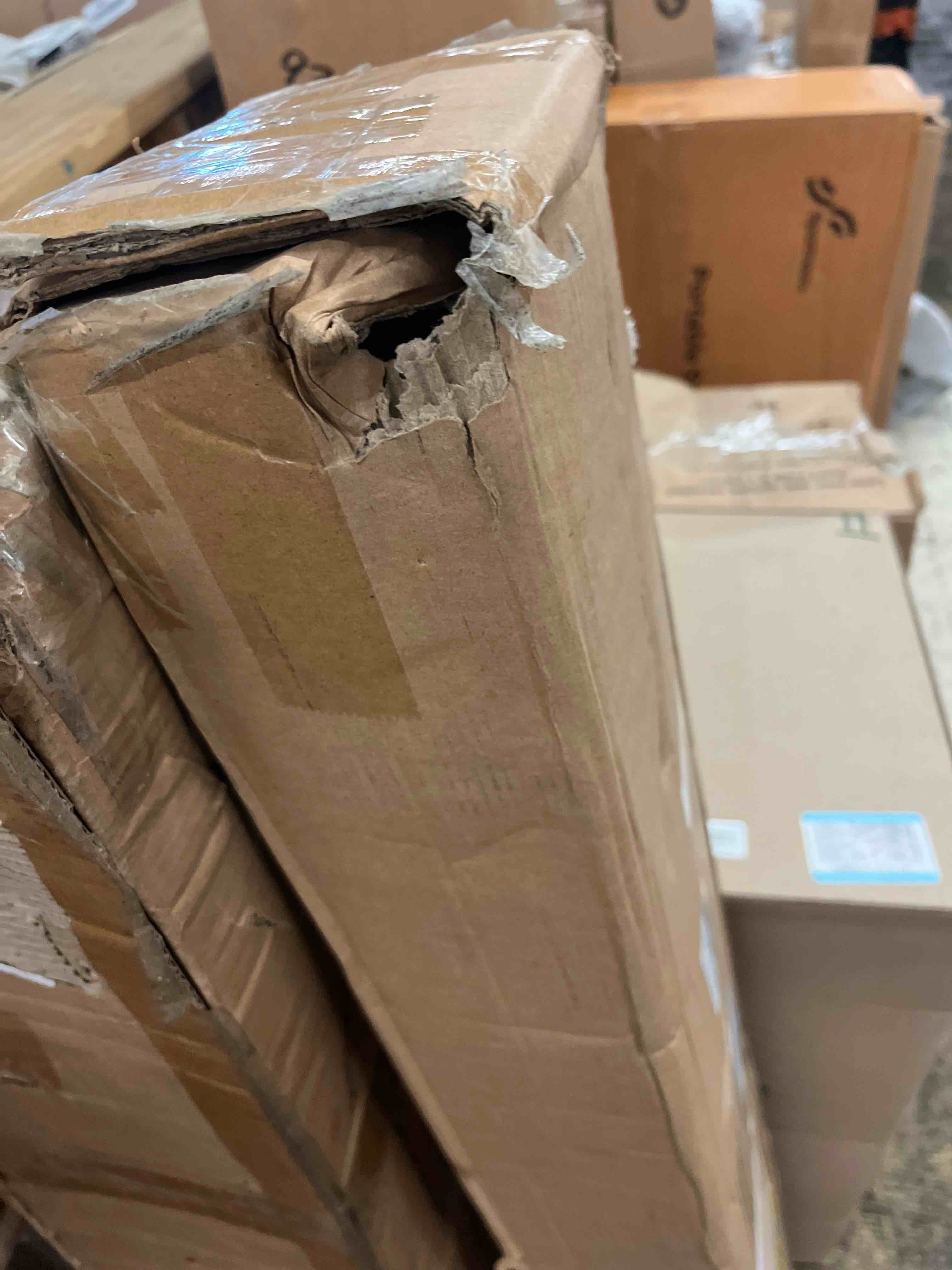 https://s3.amazonaws.com/lotting-images-prod/phillipi/BLU4402908_1752618449562.jpeg