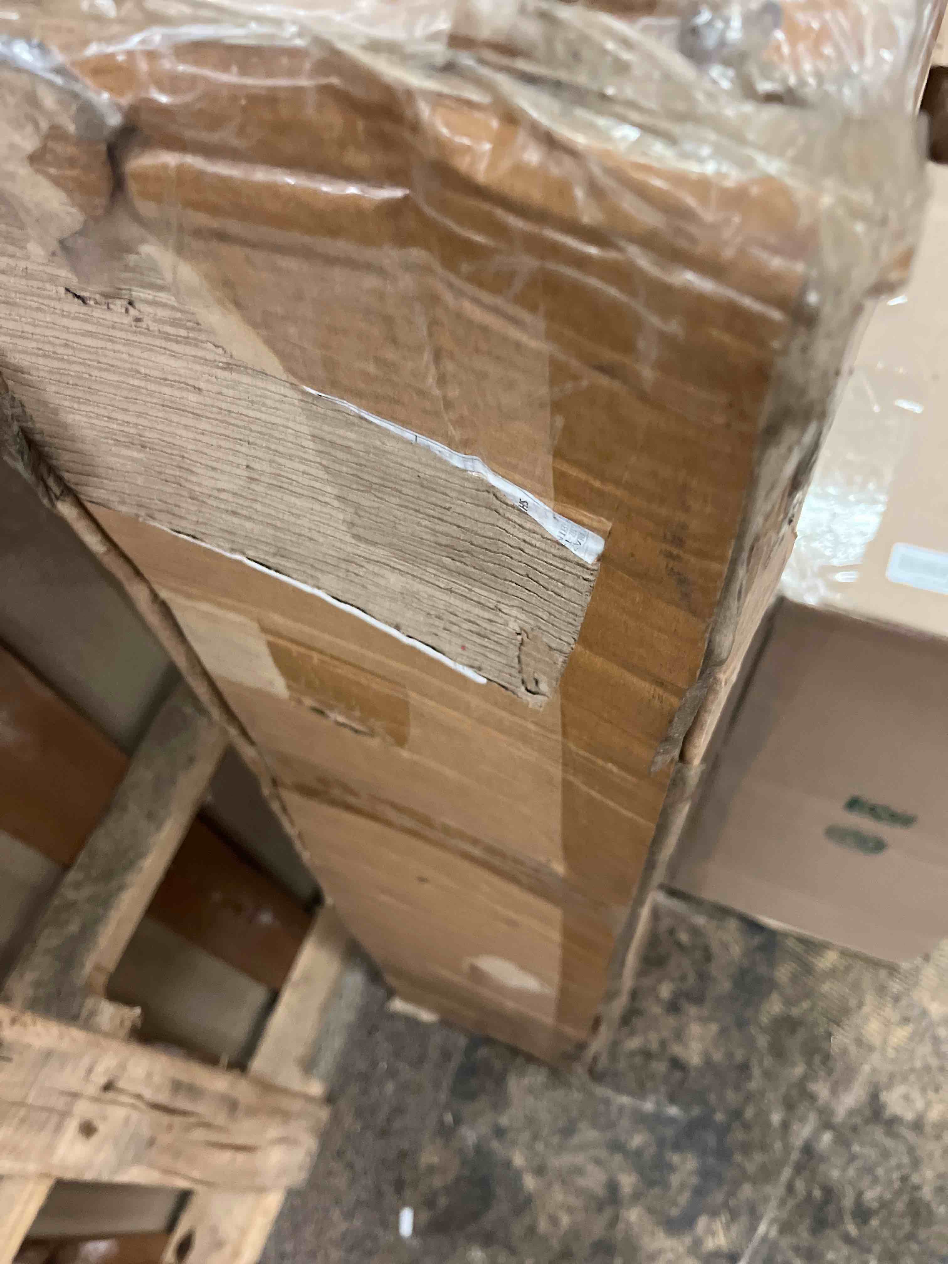 https://s3.amazonaws.com/lotting-images-prod/phillipi/BLU4402912_1752618174863.jpeg