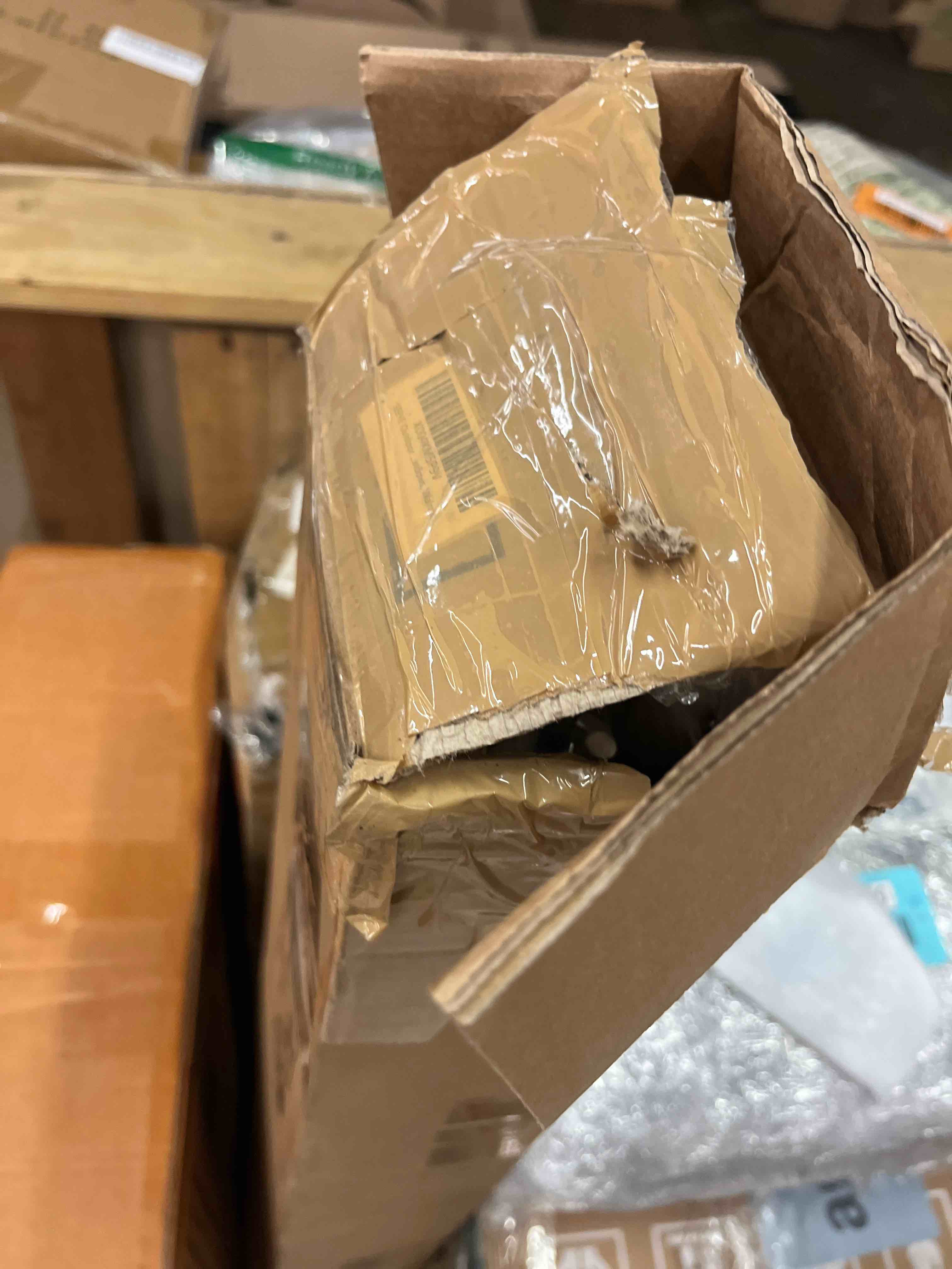 https://s3.amazonaws.com/lotting-images-prod/phillipi/BLU4402917_1752617113663.jpeg