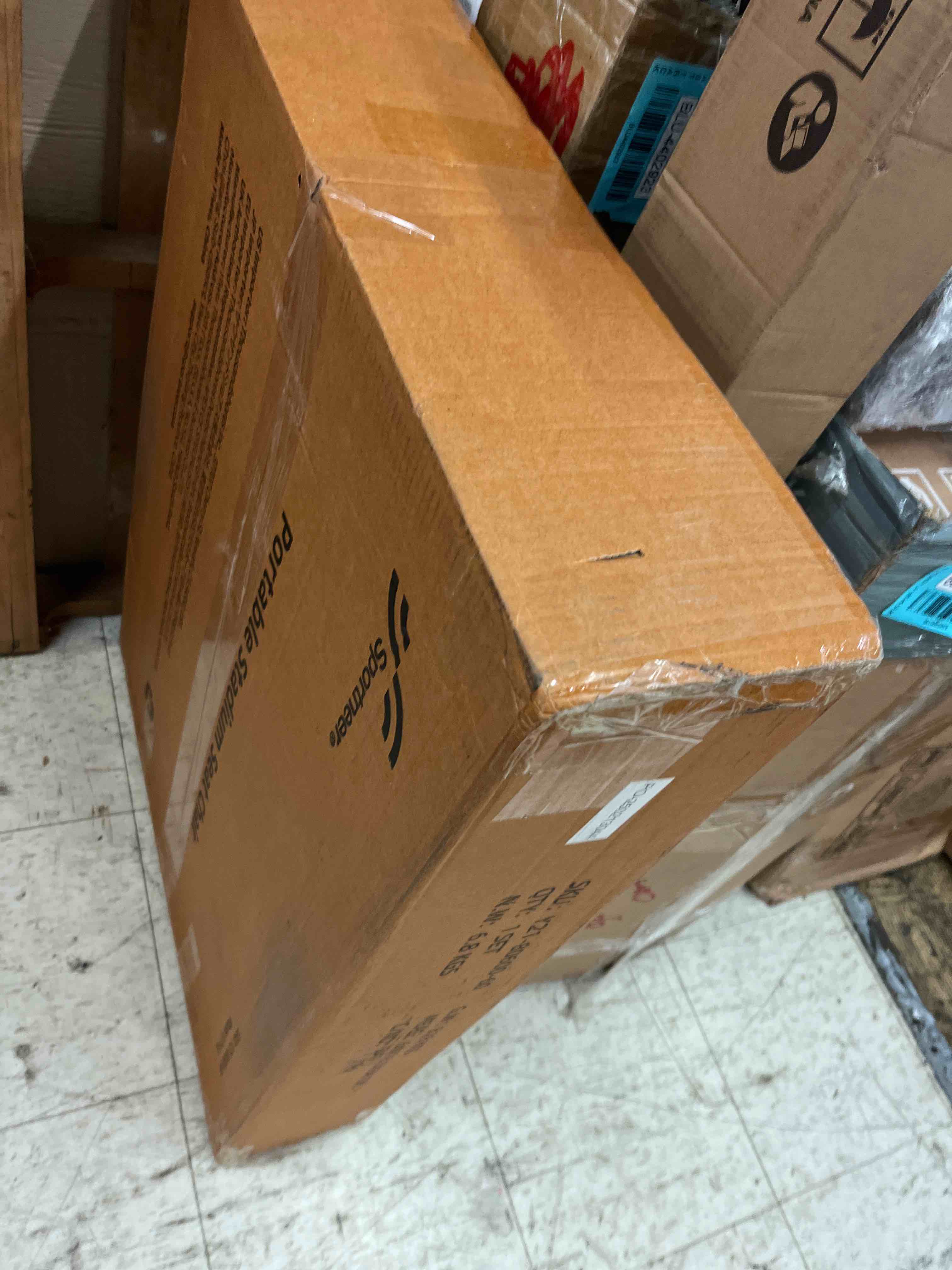 https://s3.amazonaws.com/lotting-images-prod/phillipi/BLU4402918_1752616853625.jpeg
