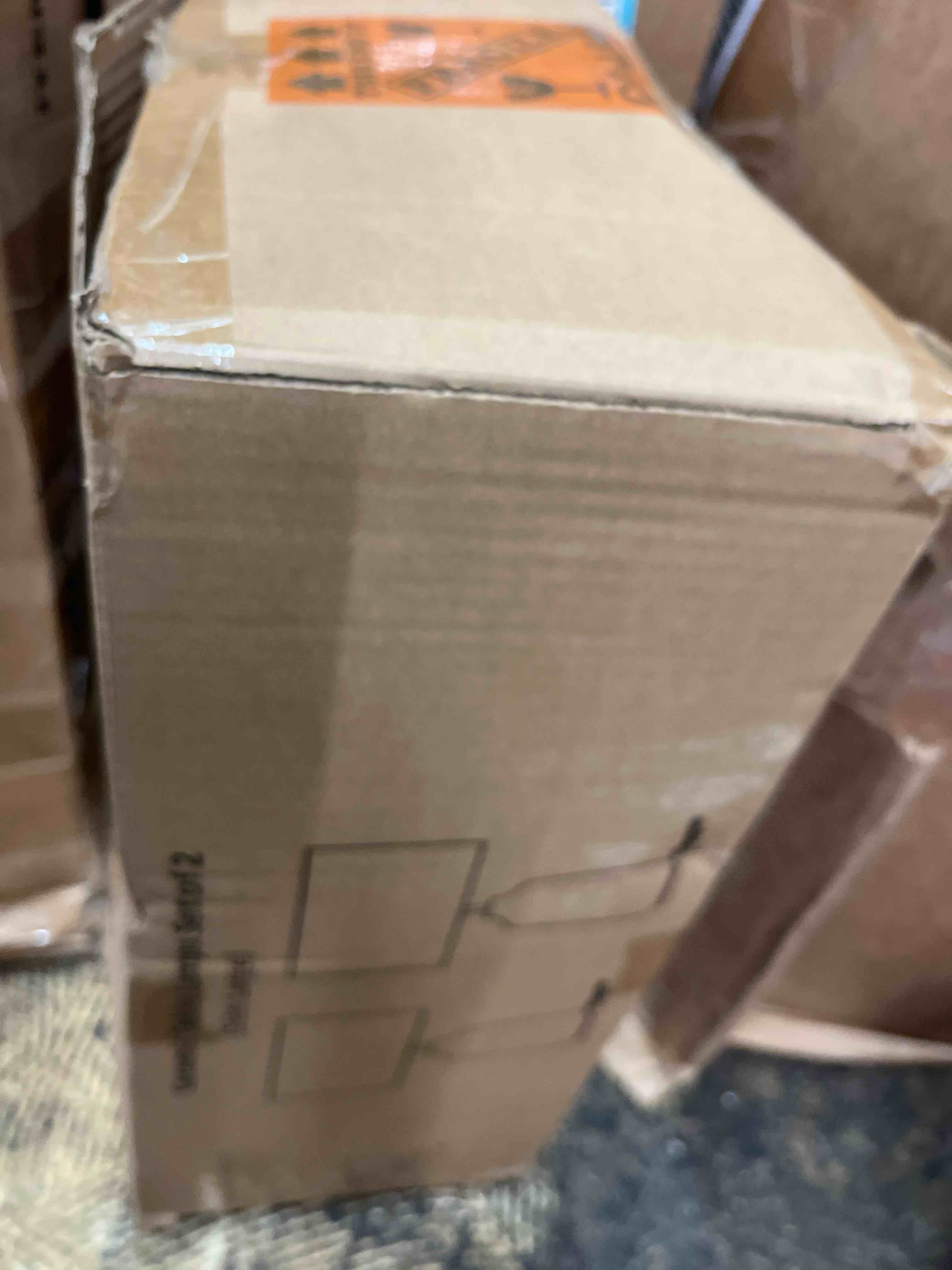 https://s3.amazonaws.com/lotting-images-prod/phillipi/BLU4402921_1752616540177.jpeg