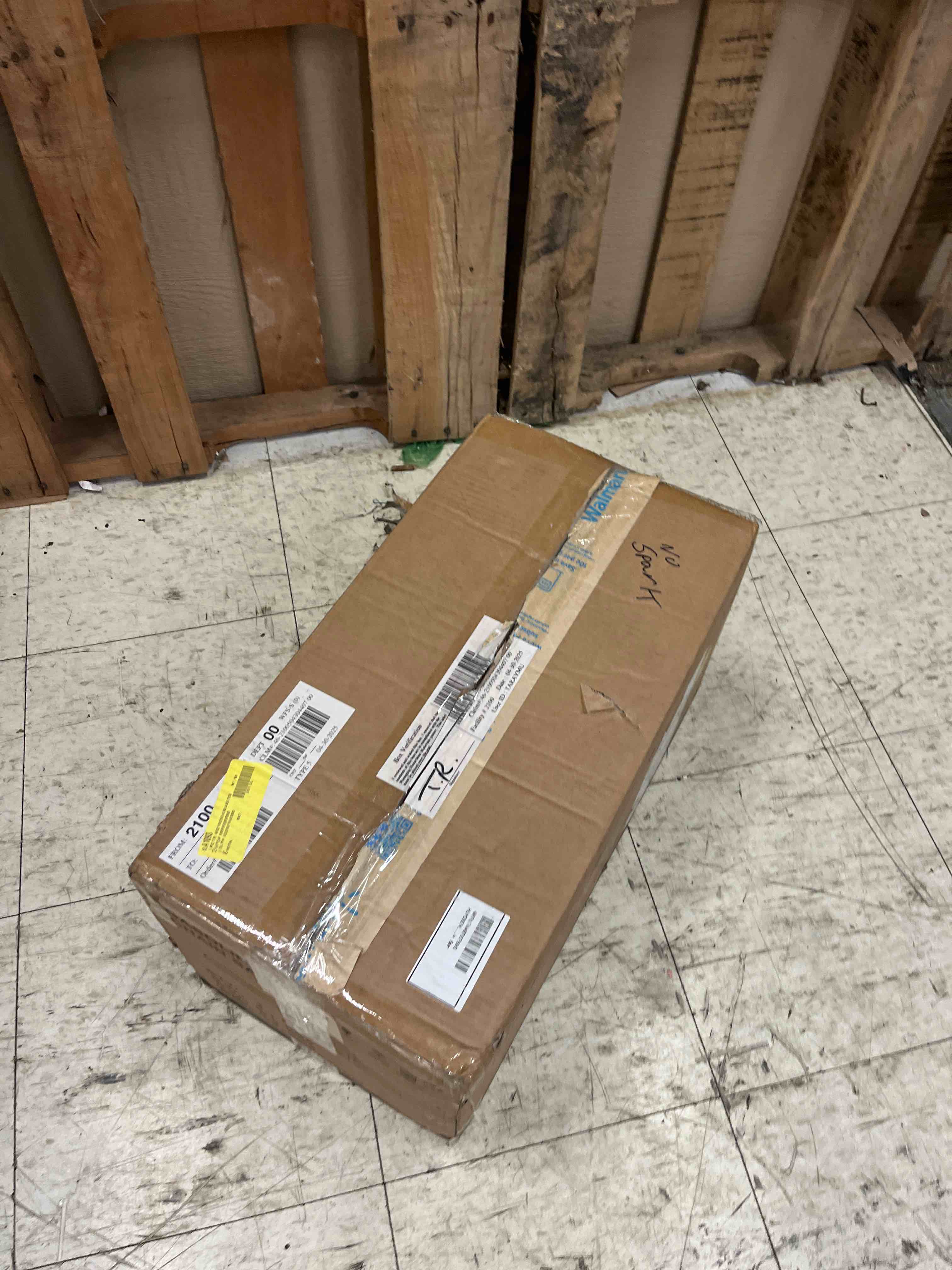 https://s3.amazonaws.com/lotting-images-prod/phillipi/BLU4402934_1752615383835.jpeg