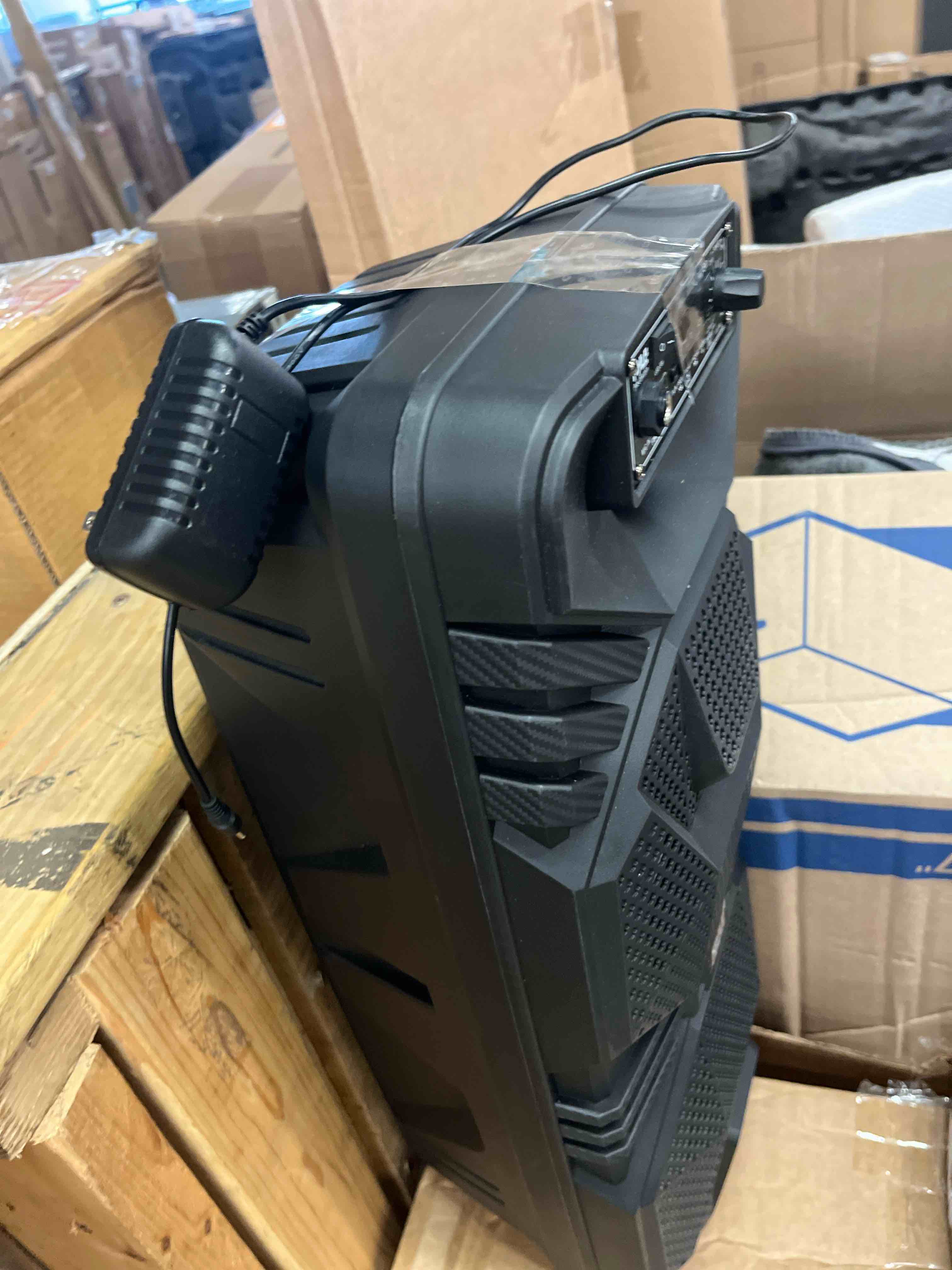 https://s3.amazonaws.com/lotting-images-prod/phillipi/BLU4402935_1752615556105.jpeg