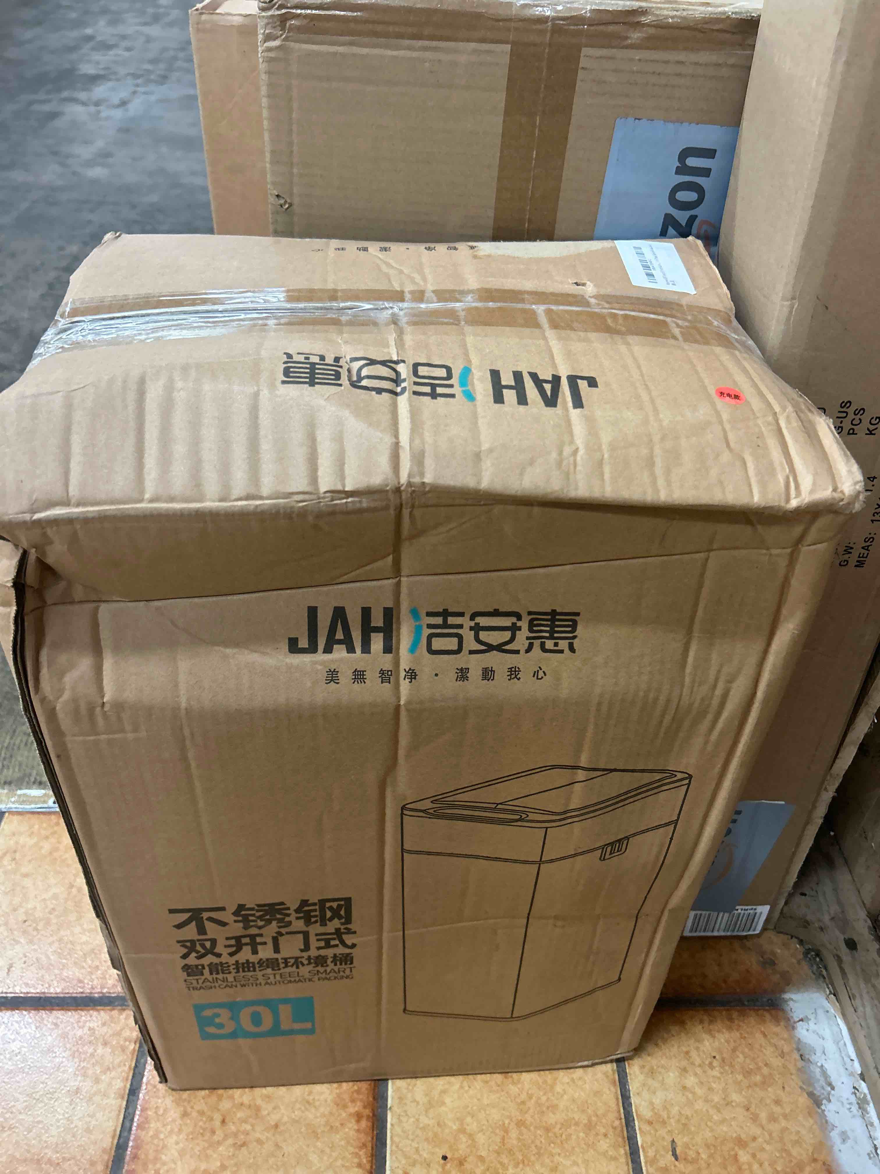 https://s3.amazonaws.com/lotting-images-prod/phillipi/BLU4402941_1747774130823.jpeg